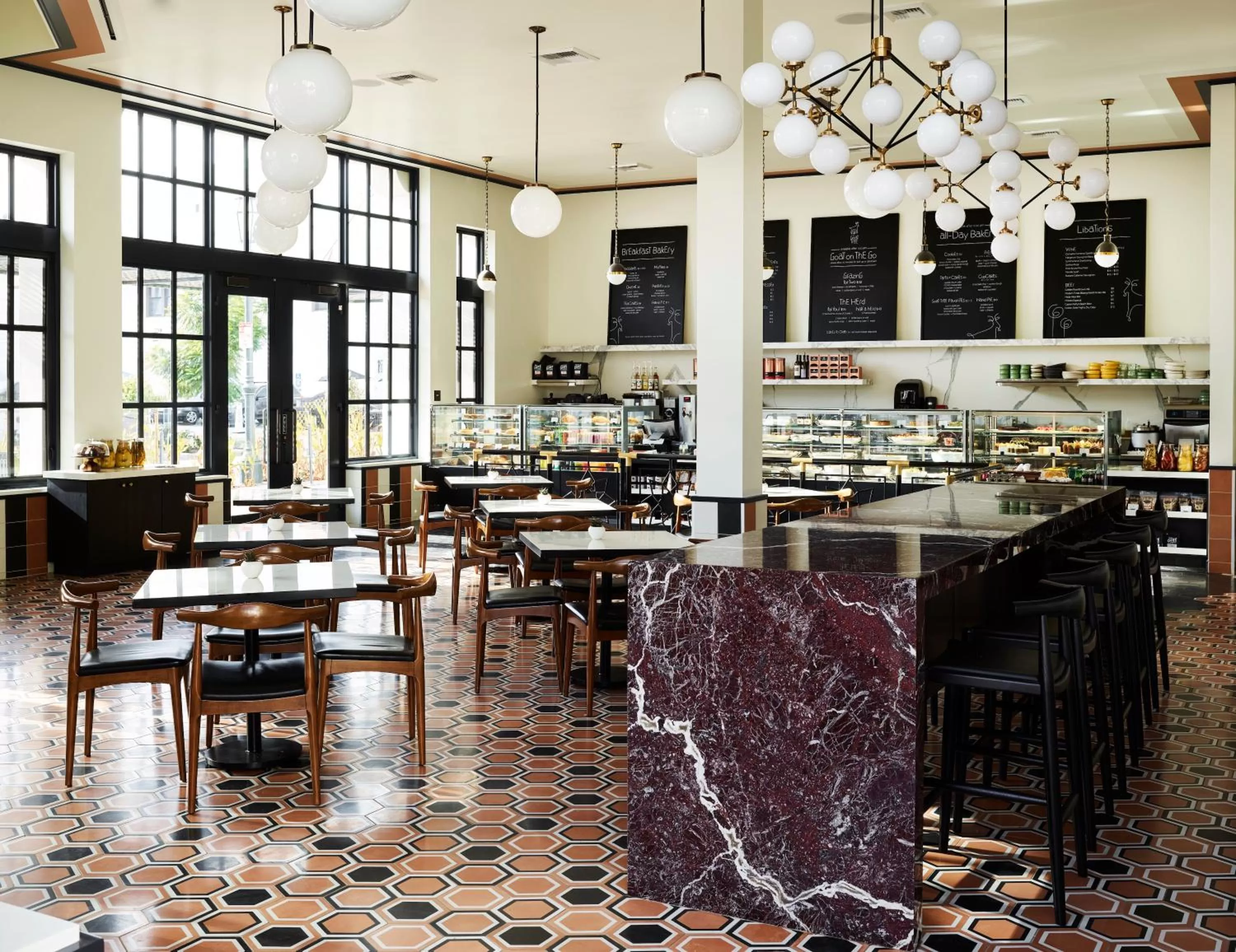 Restaurant/places to eat in Hotel Californian