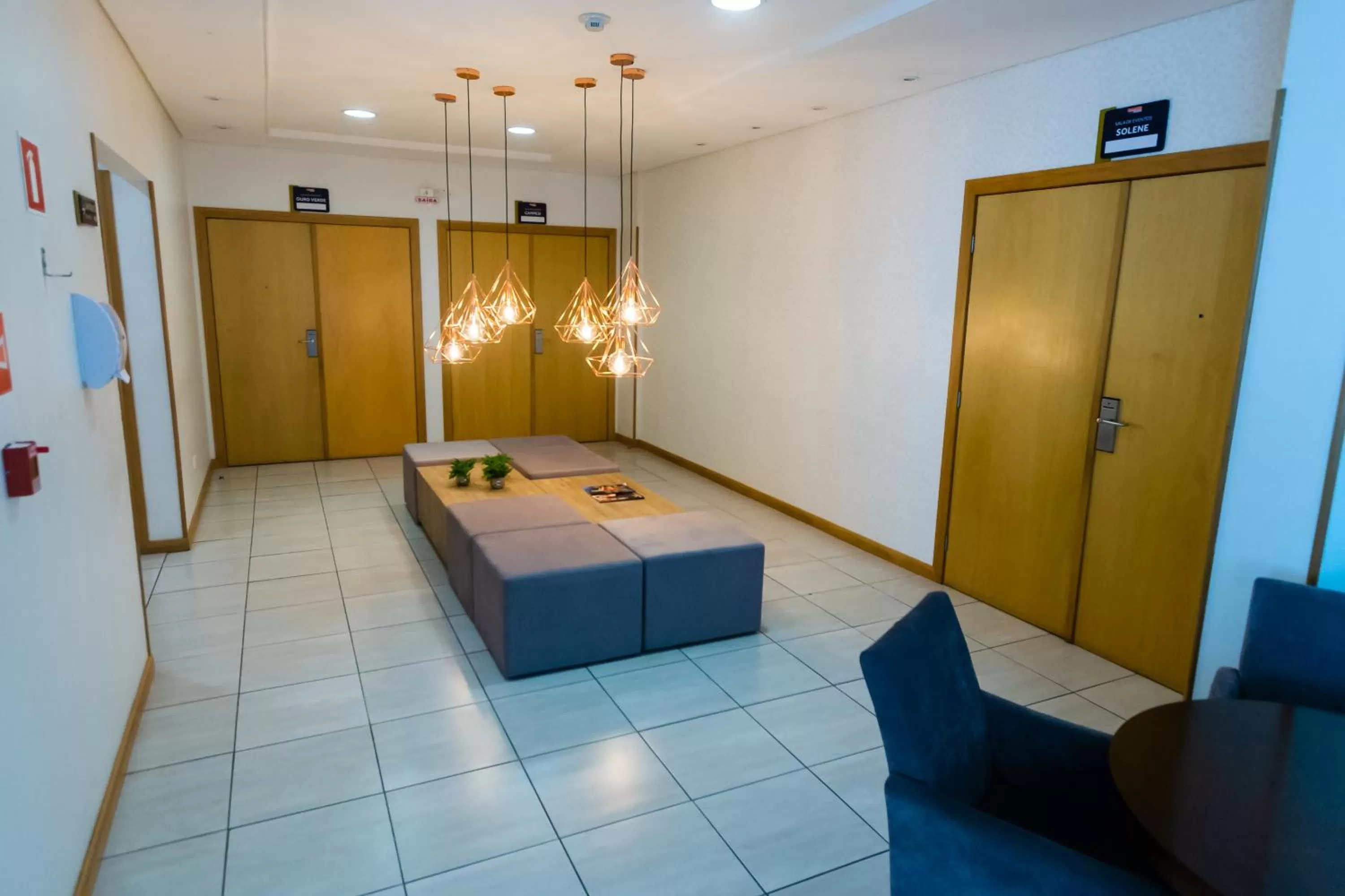 Lobby or reception in Hotel Campo Largo Express
