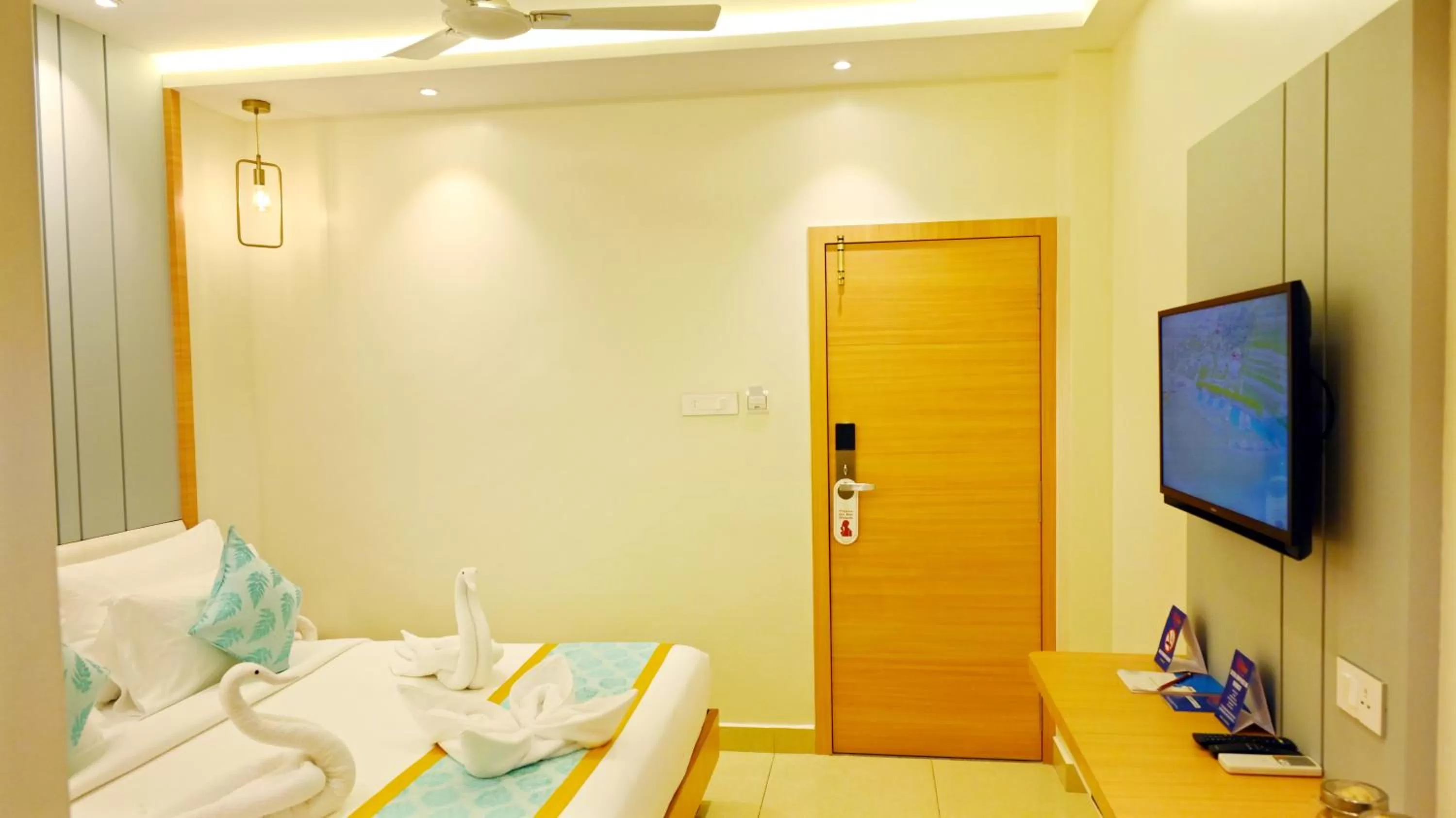 TV and multimedia in Hotel Sri Krishna Residency