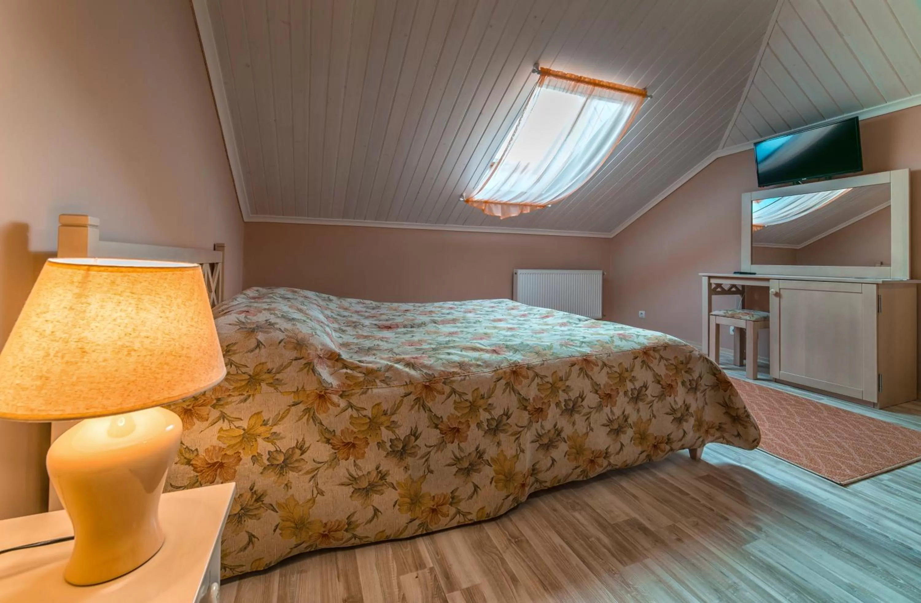 Other, Bed in Hotel and Restaurant Velure