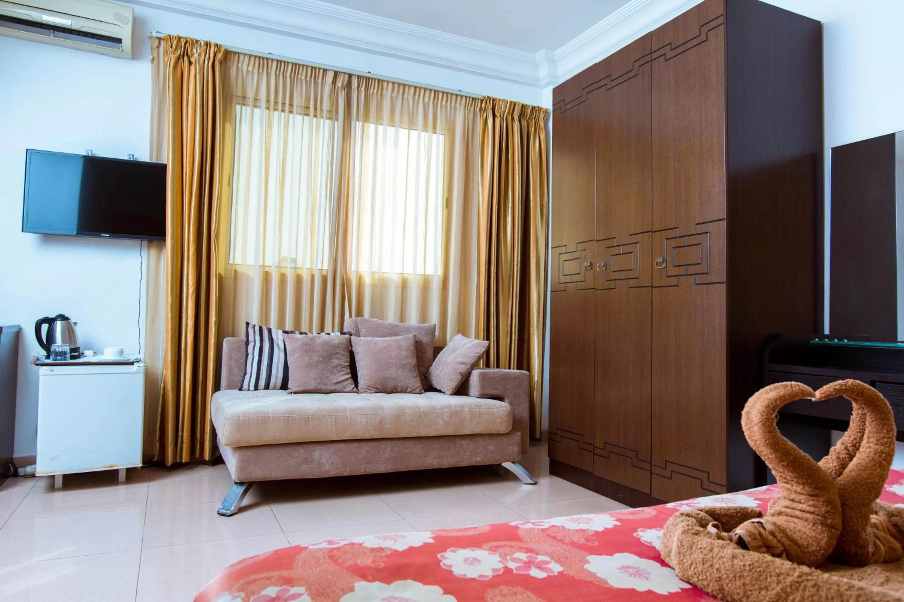 Seating Area in Le Feto