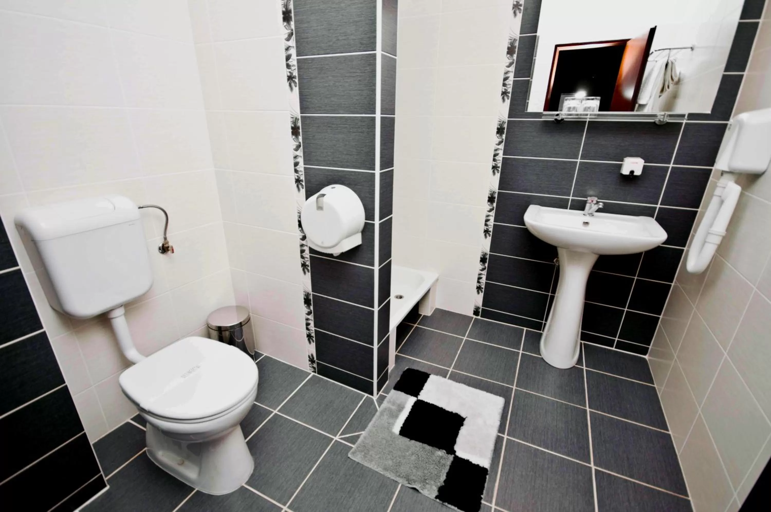 Bathroom in Hotel Sheriff