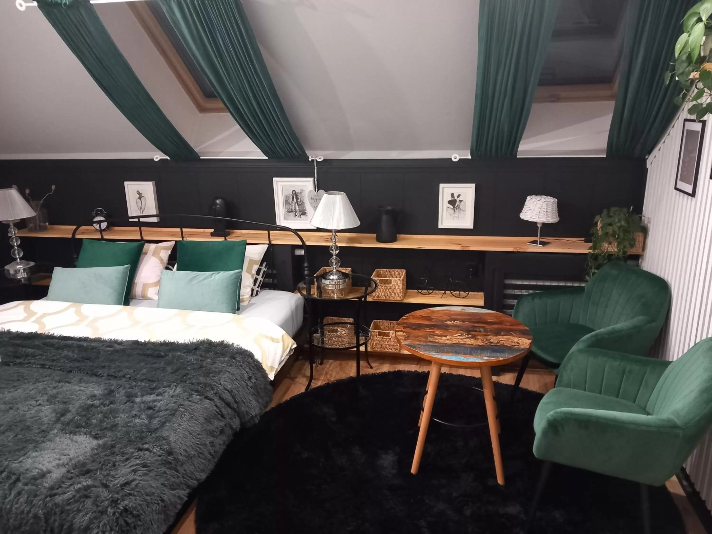 Photo of the whole room, Bed in Dom z Sauną i Jacuzzi- na wyłączność lub pokoje