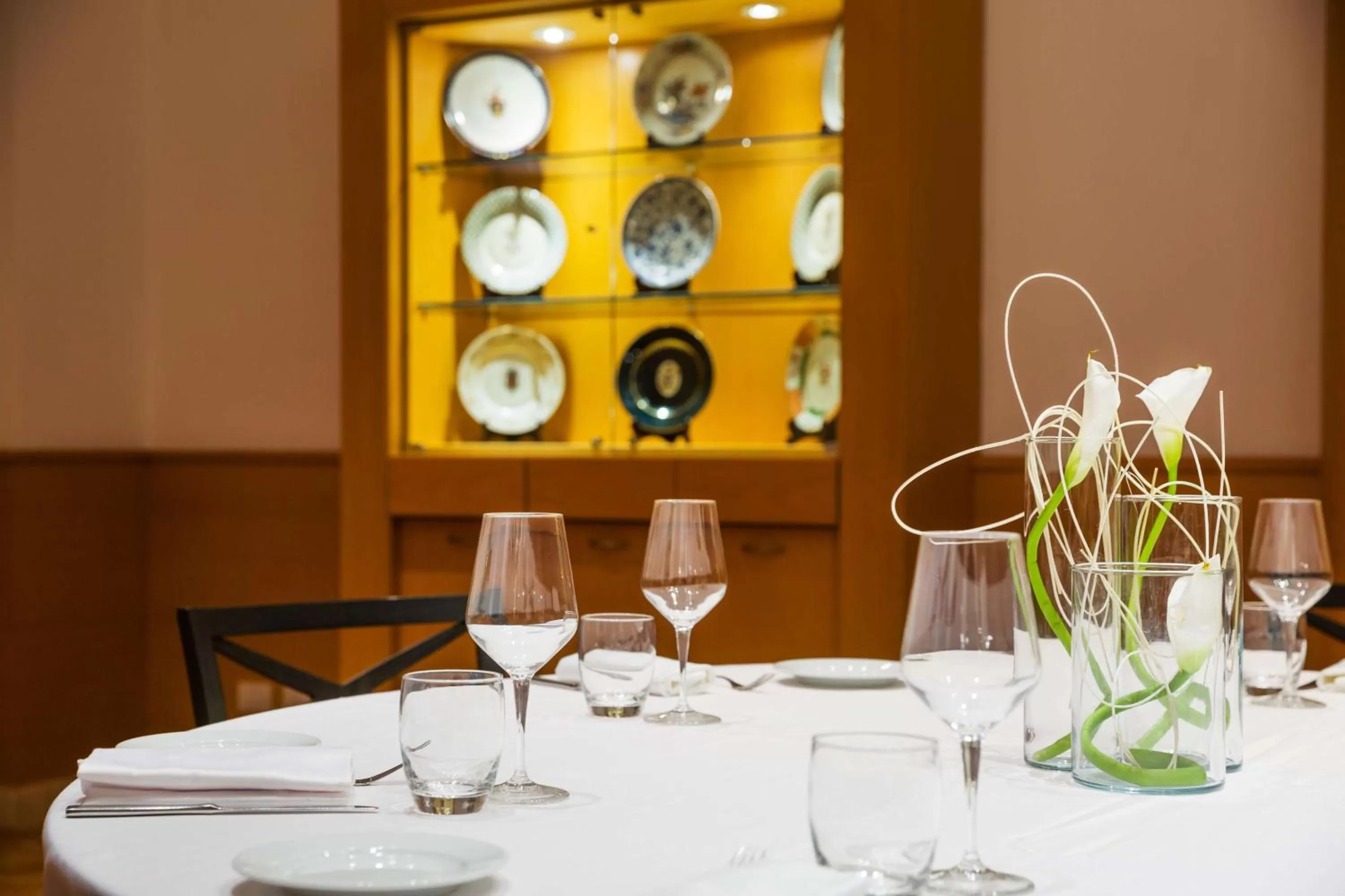 Restaurant/places to eat in Hilton Rome Airport