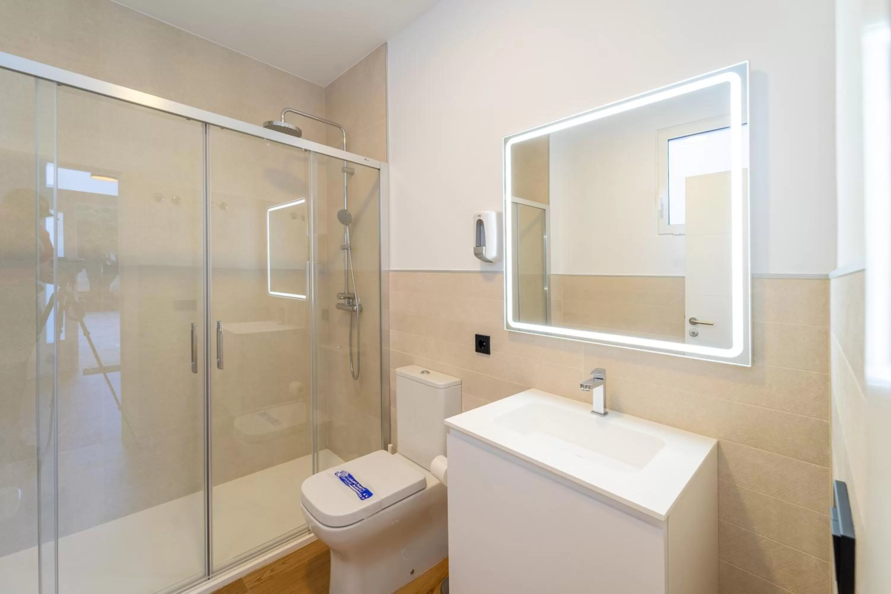 Bathroom in Albor Suites
