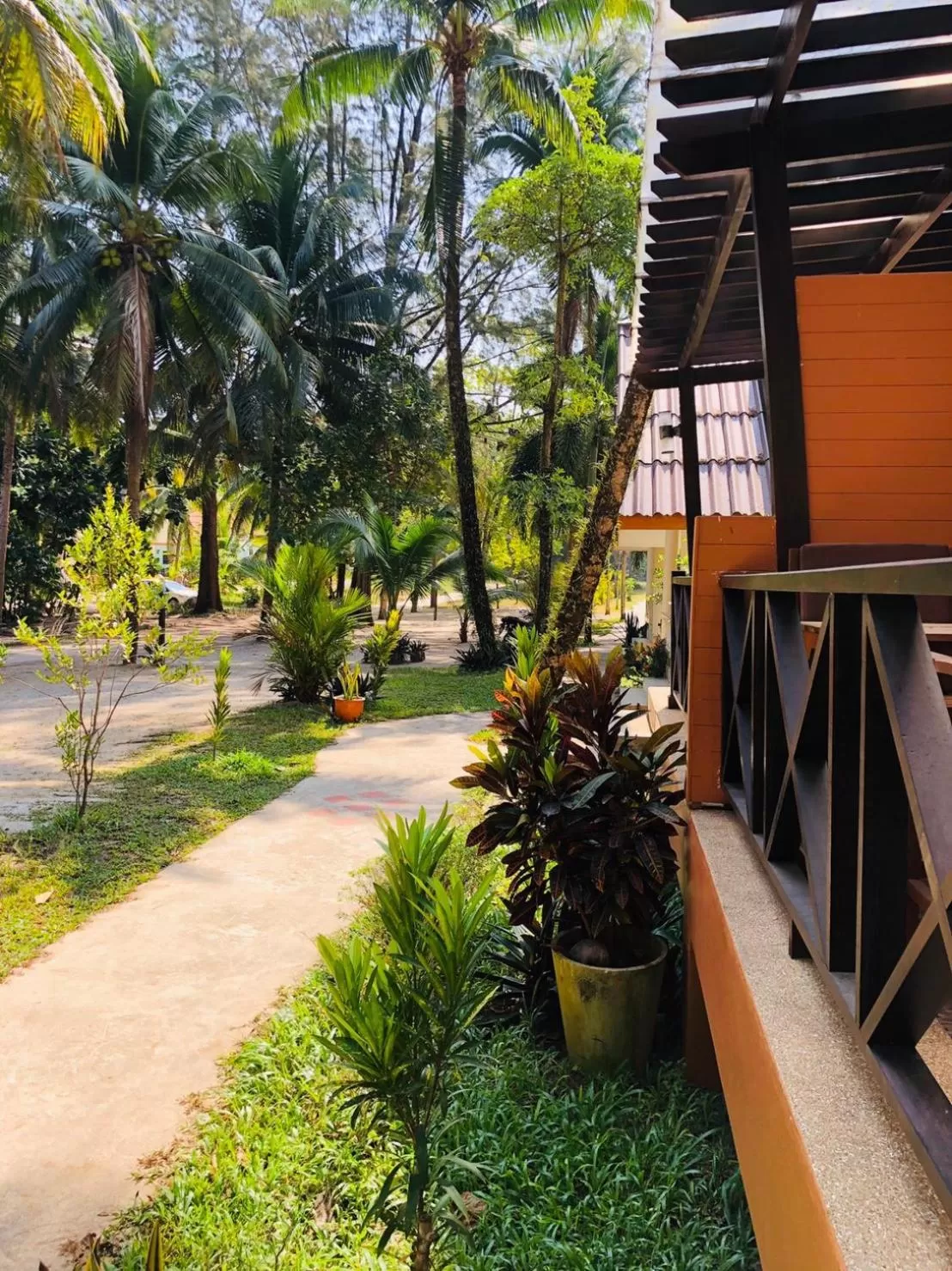 Ao Thong beach Bungalows