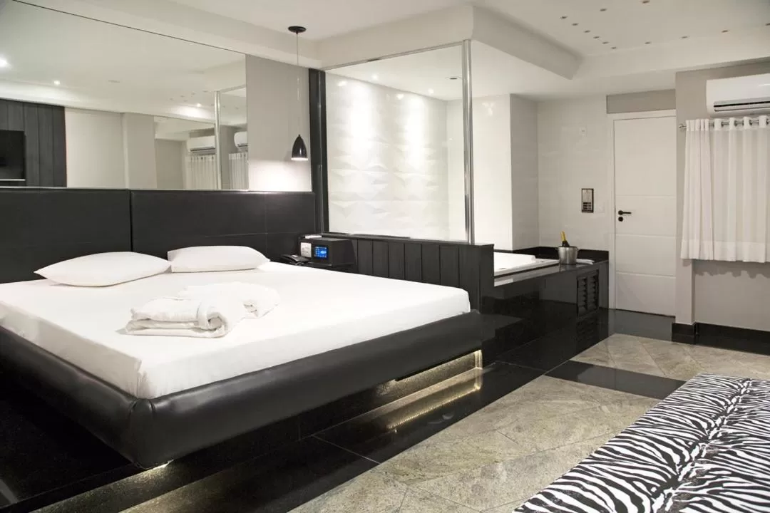 Bed in BAMBINA HOTEL -Adultos Somente