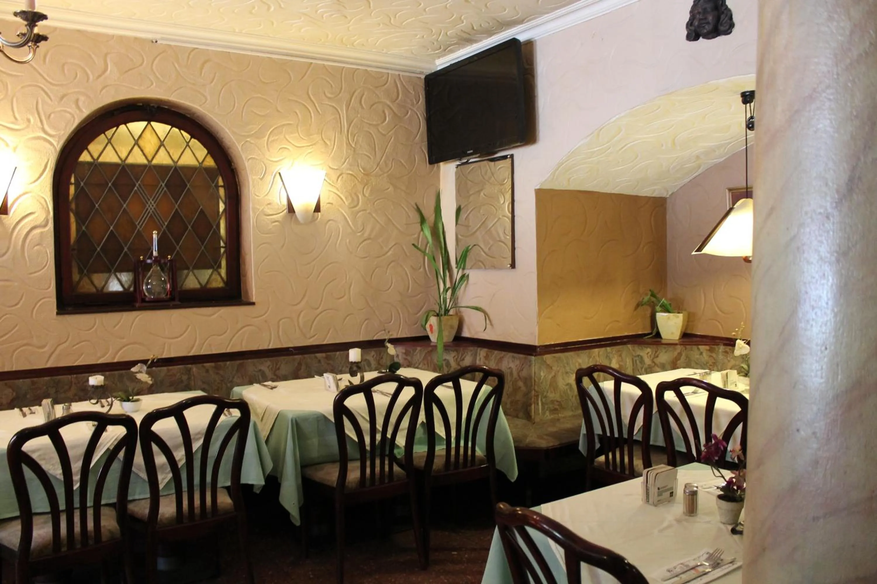 Restaurant/places to eat in Hotel Kunibert der Fiese - Superior