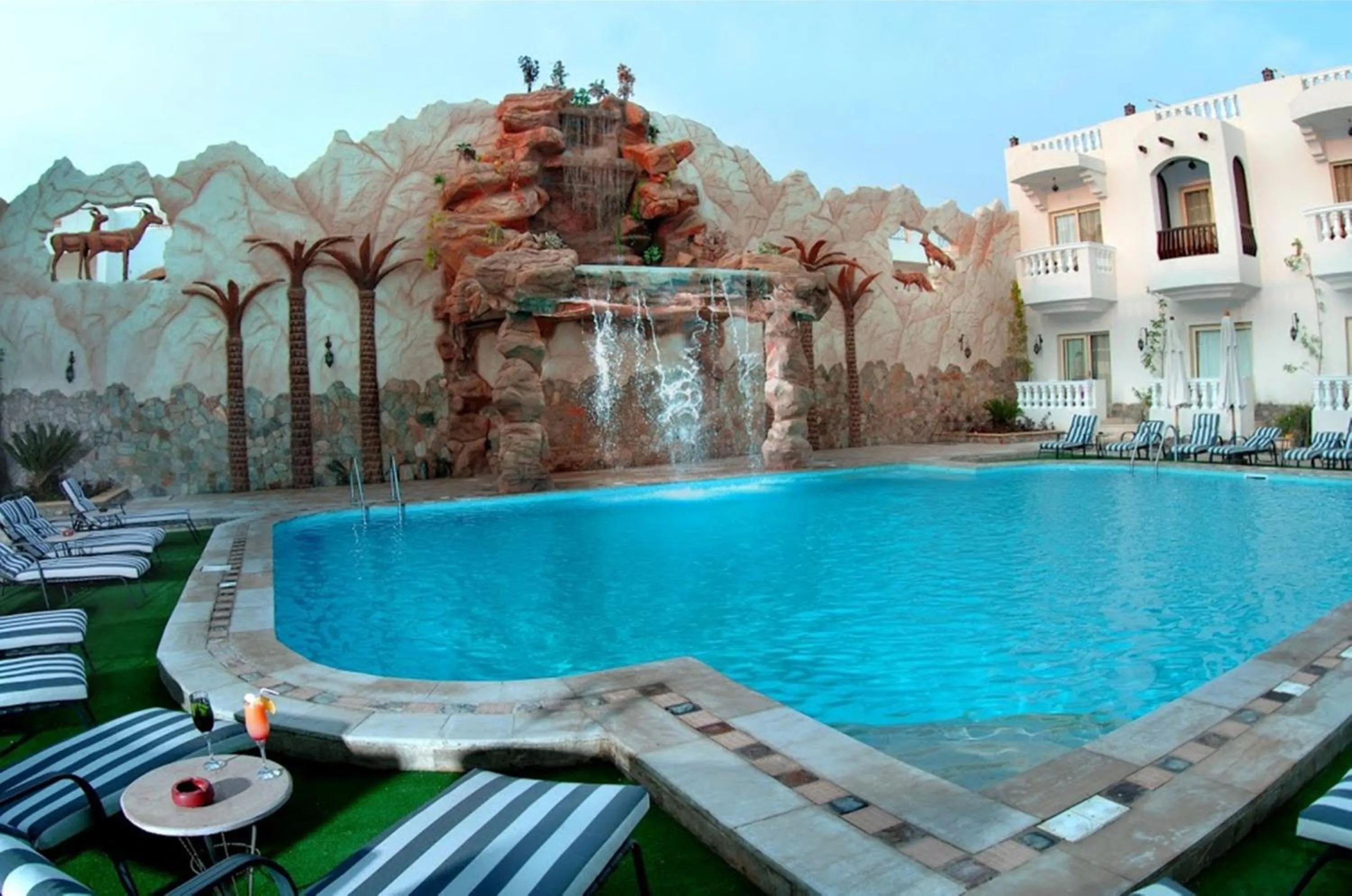 Swimming pool in Oriental Rivoli Hotel & Spa