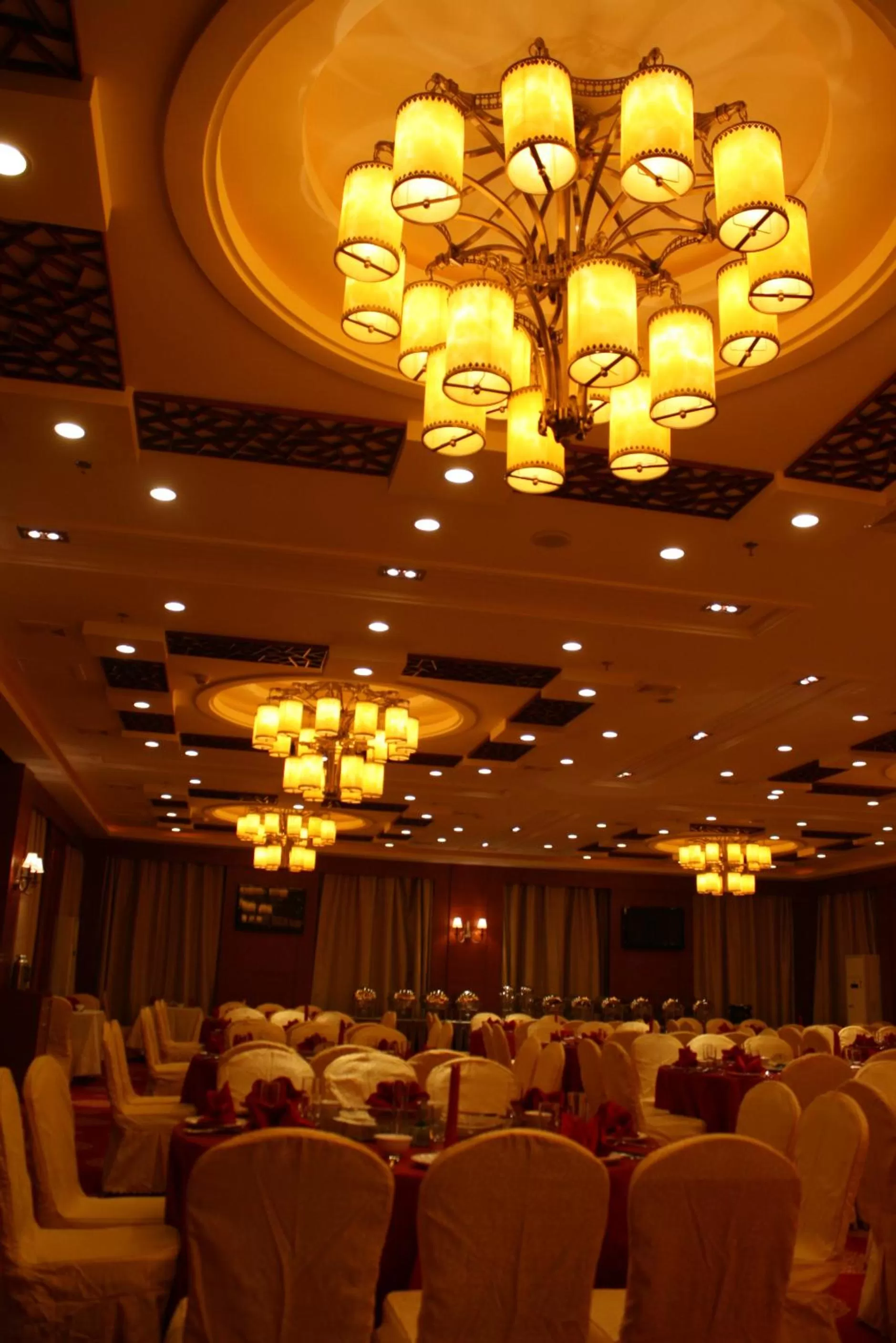 Restaurant/places to eat, Banquet Facilities in Sogecoa Golden Peacock