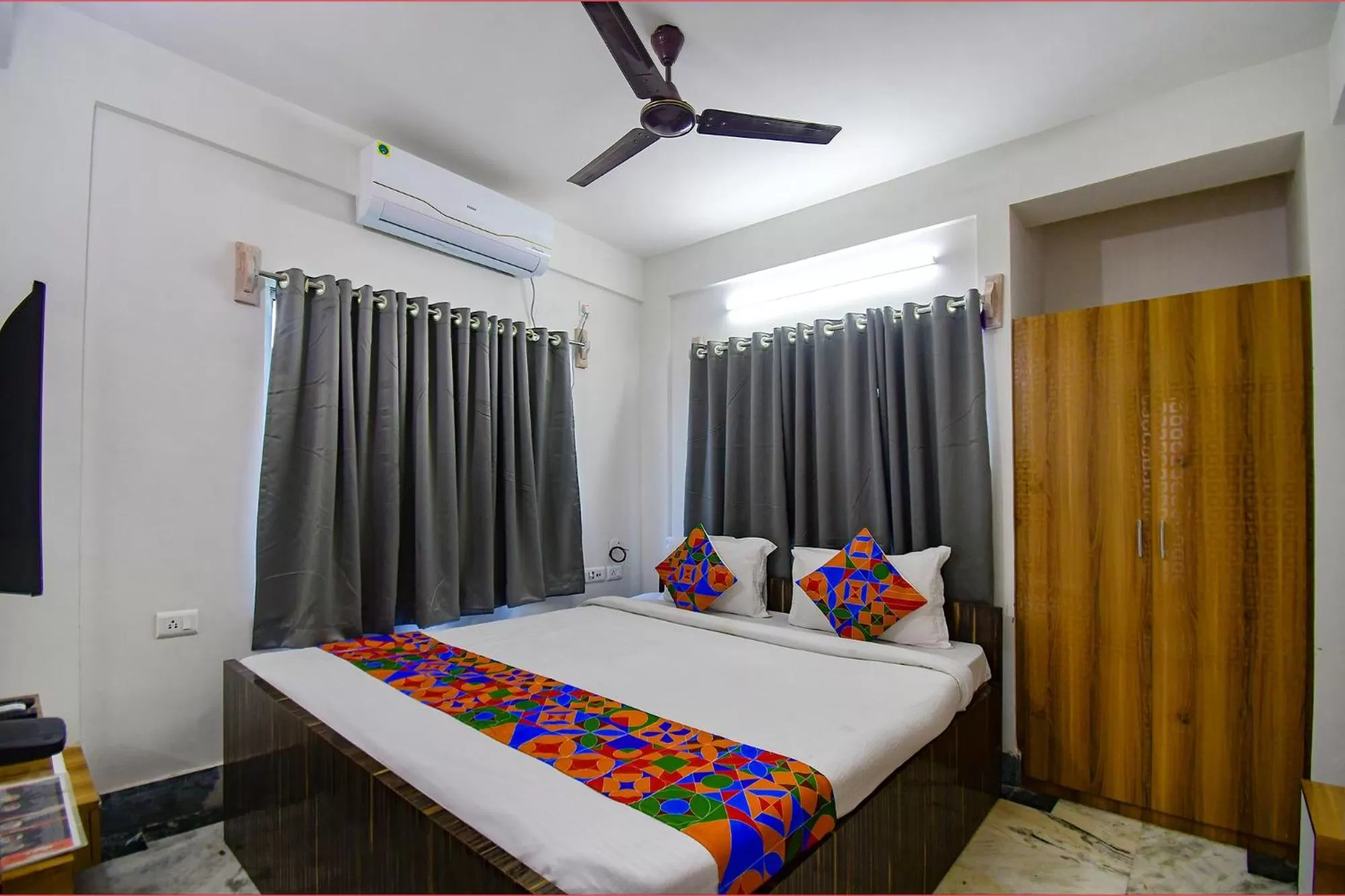 Bed in FabExpress Amar Raj Villa - Nr Eco Park