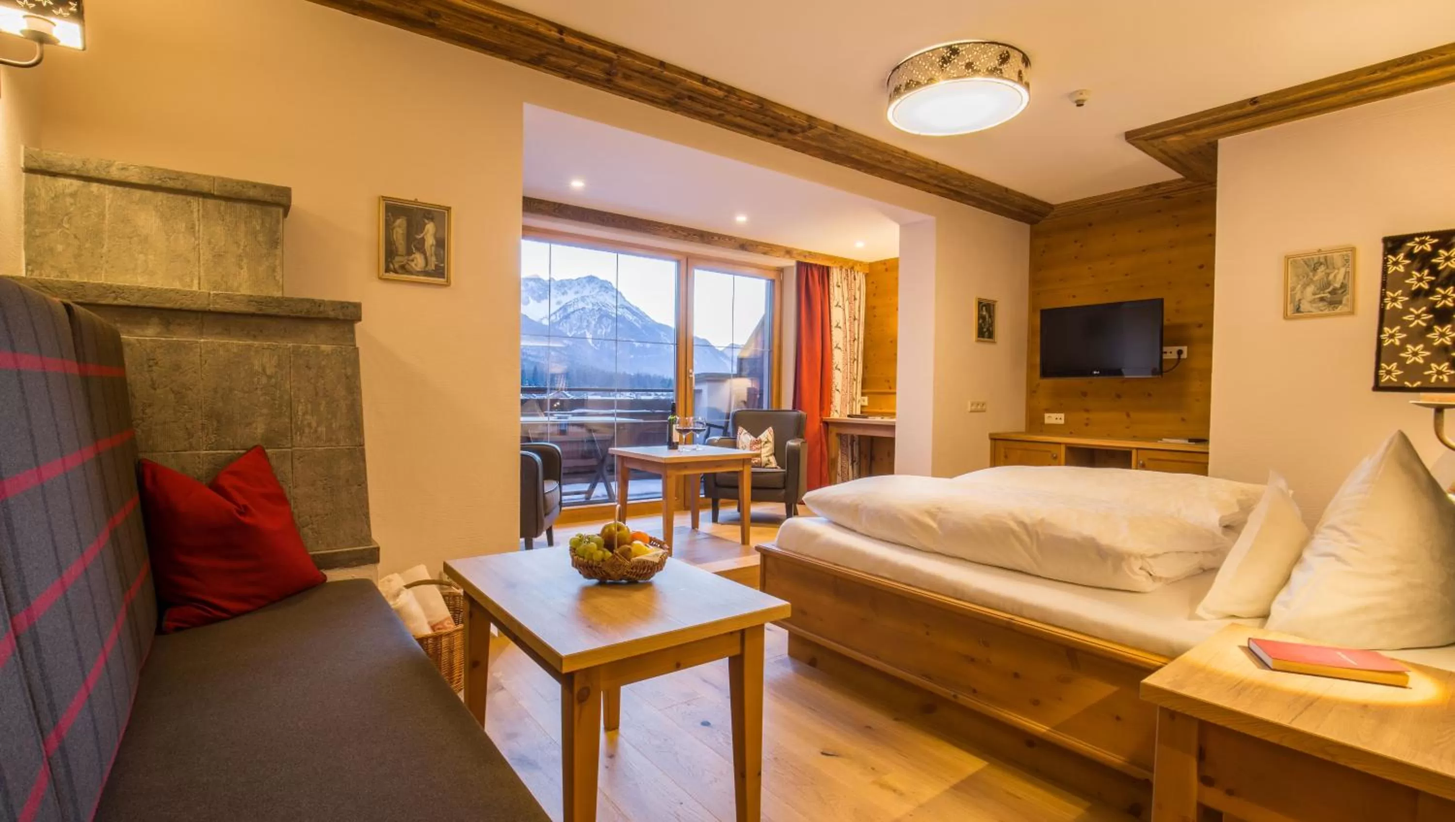 Photo of the whole room, Bed in Hotel Spielmann