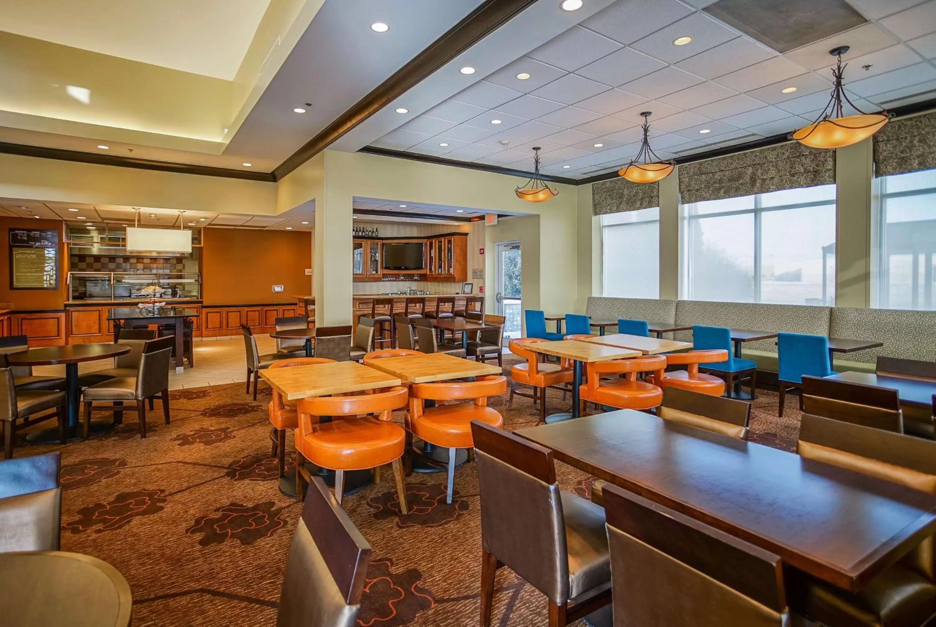 Restaurant/places to eat in Hilton Garden Inn Kankakee