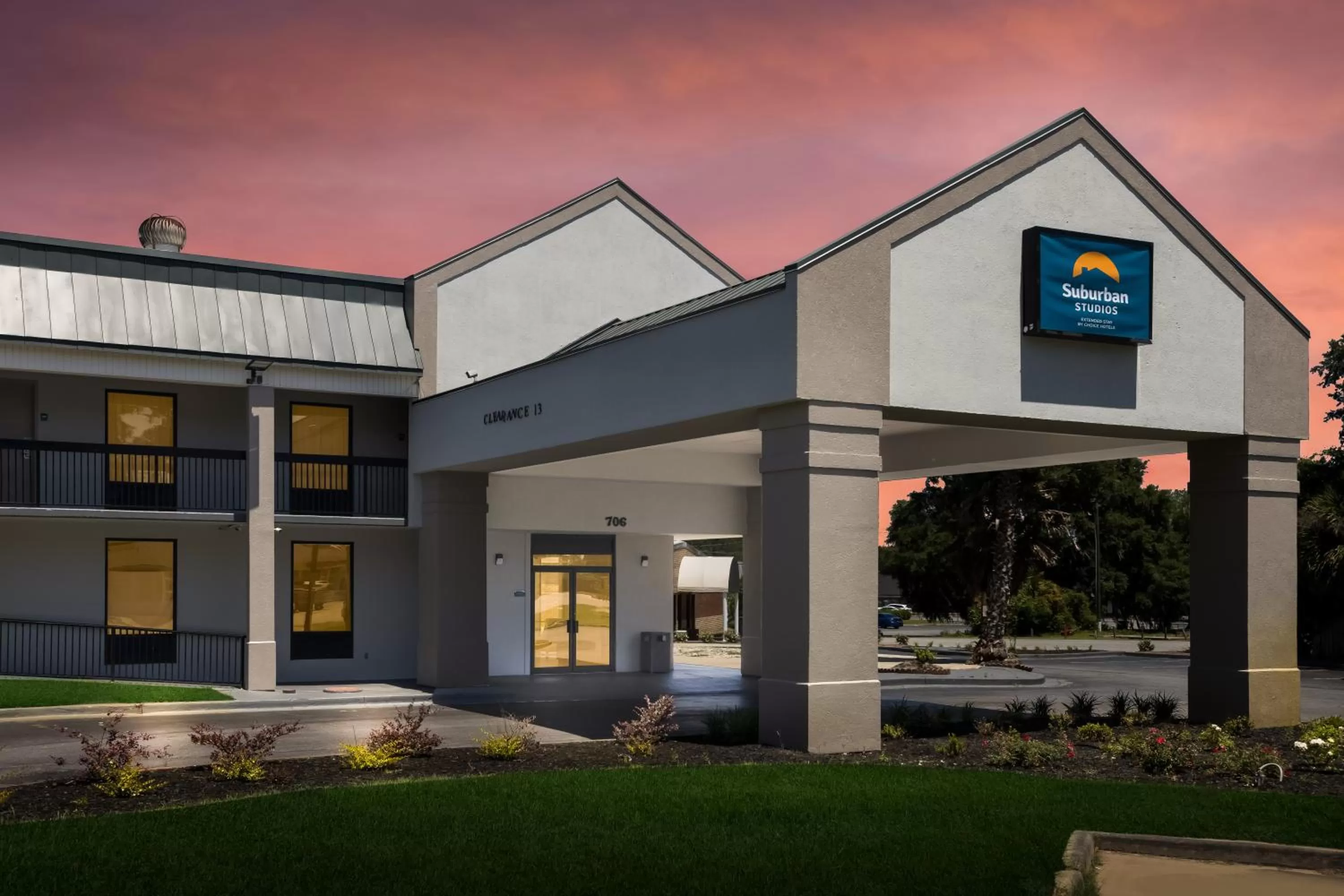 Property building in Suburban Studios Hinesville - Fort Stewart Area