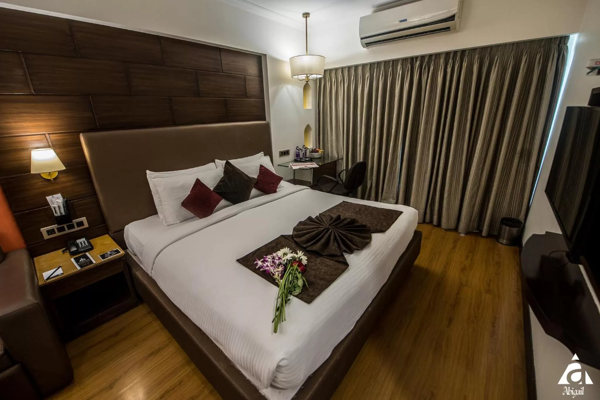 Bed in Hotel Abigail Goradia's