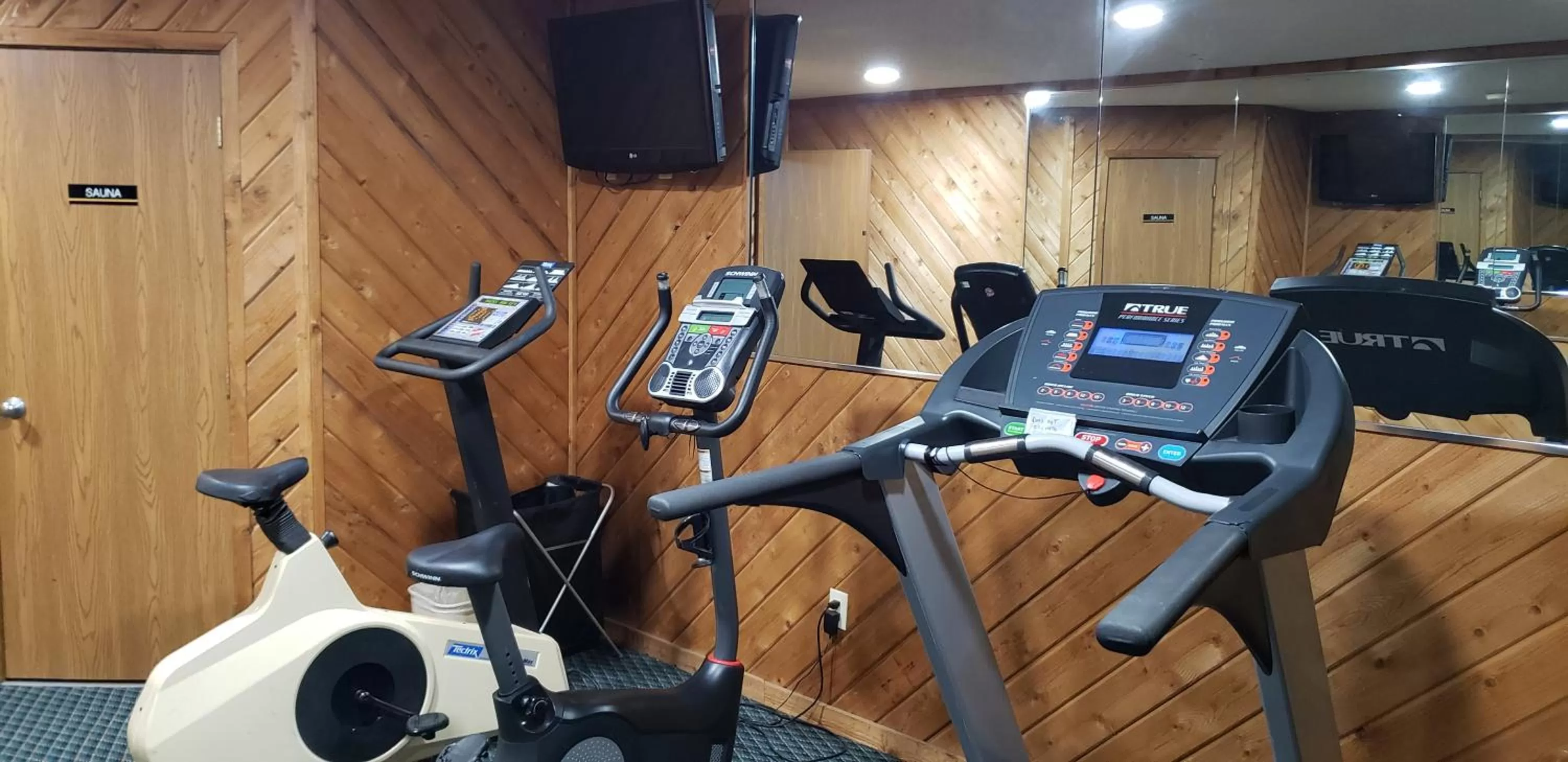 Fitness centre/facilities in Motel 6-Kewanee, IL