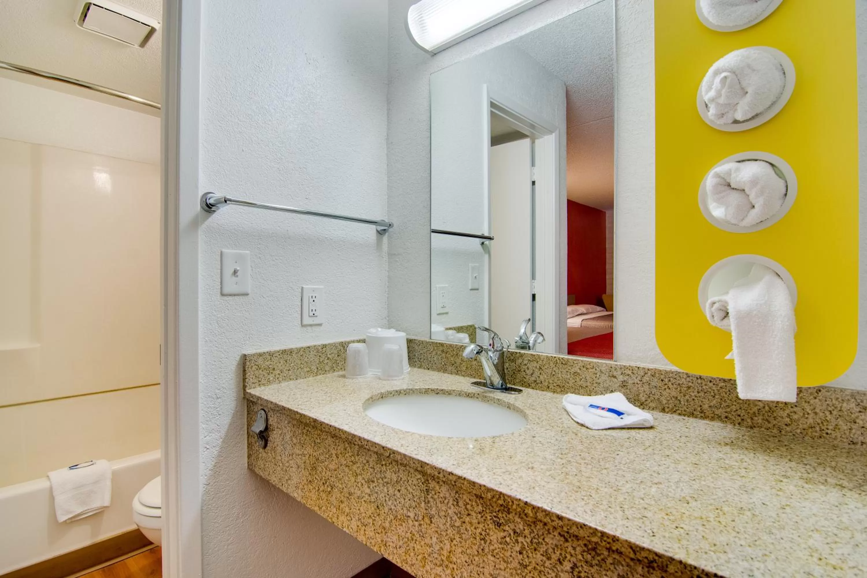 Bathroom in Motel 6 Eloy Arizona Casa Grande