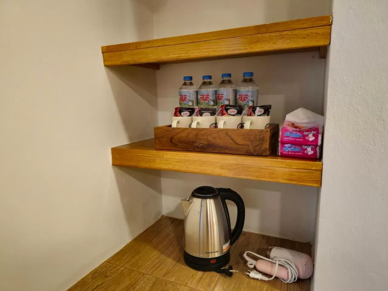 Coffee/tea facilities in Sleepstation at Pratunam