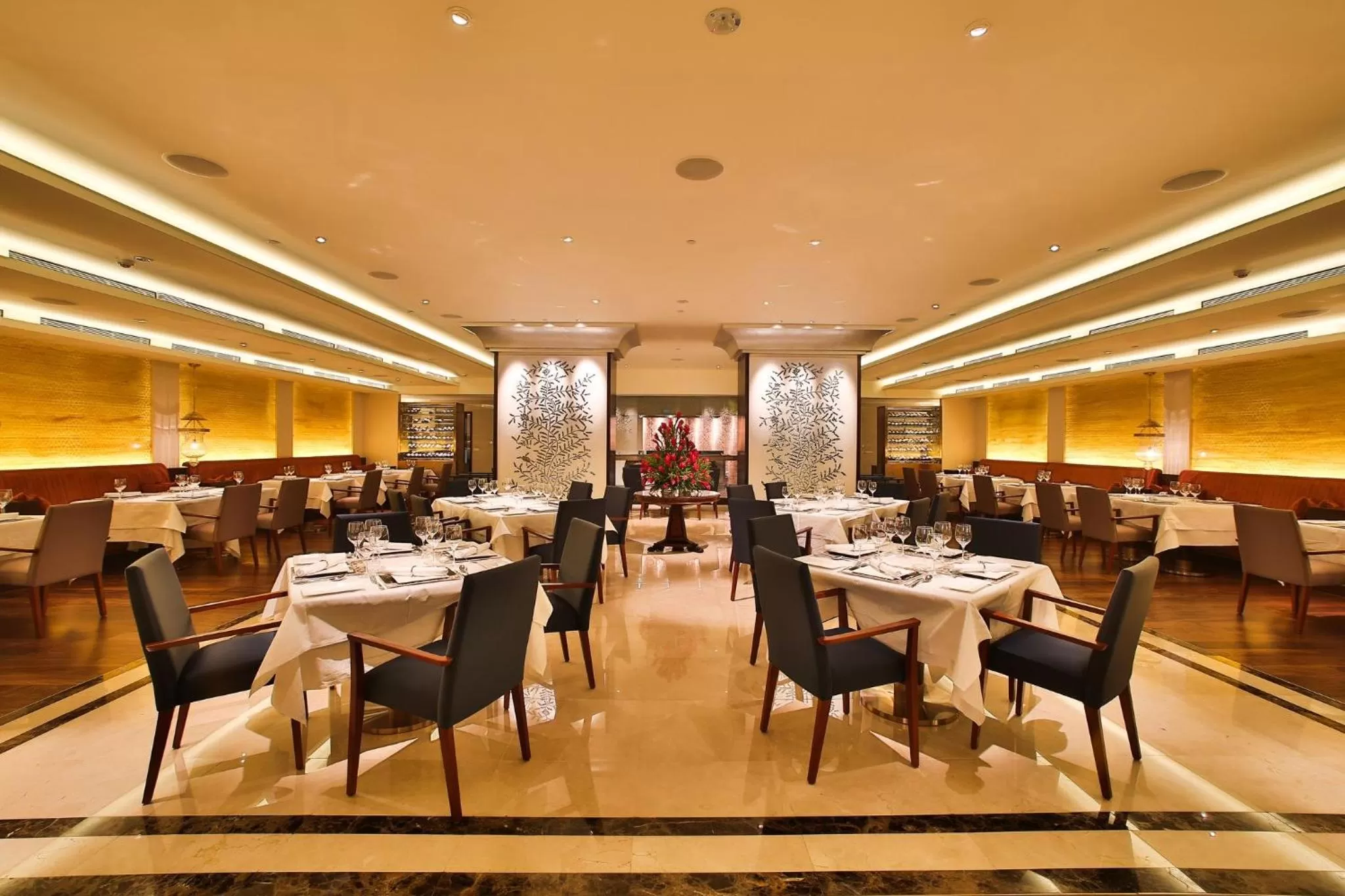 Restaurant/places to eat in Holiday Inn Singapore Orchard City Centre by IHG