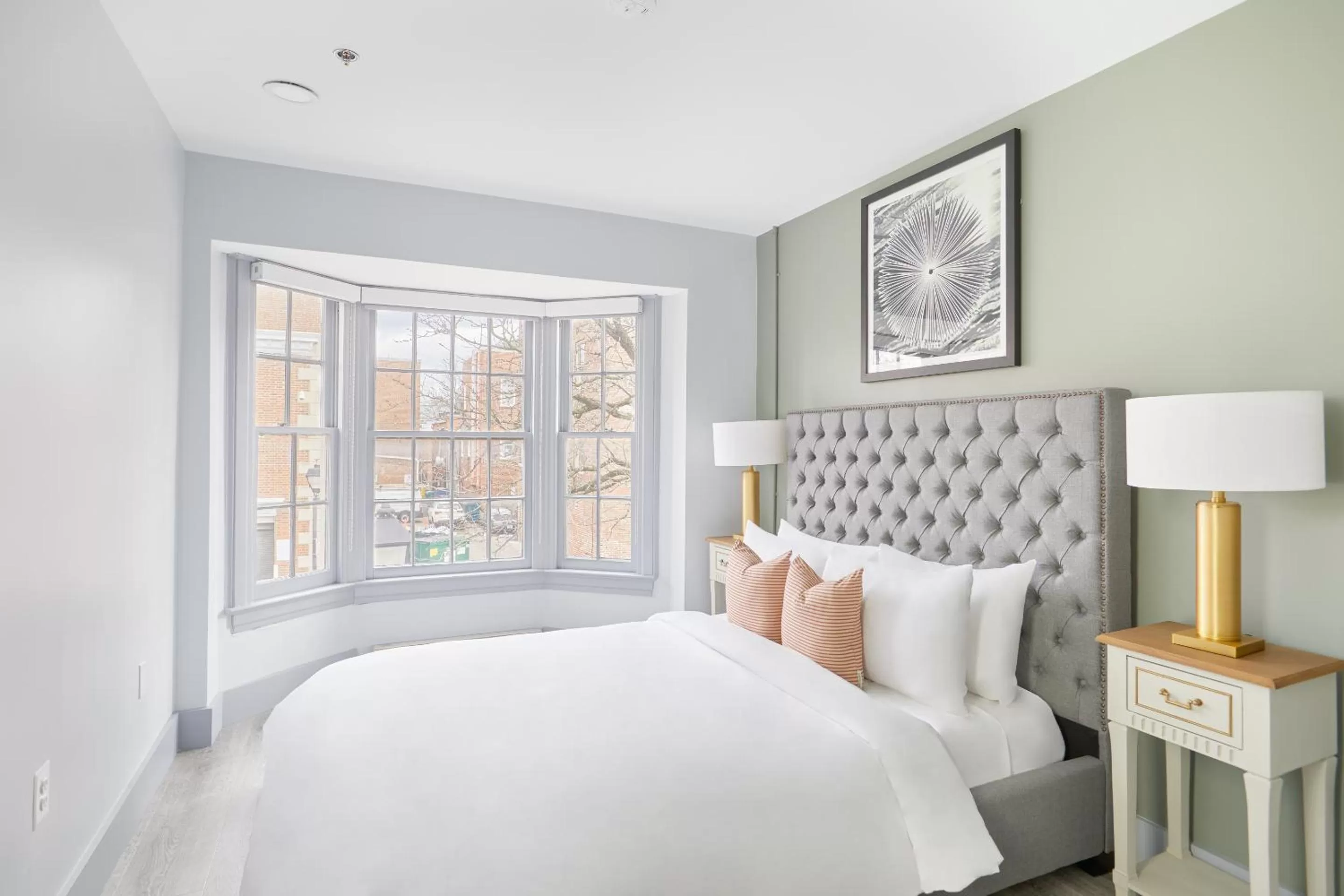 Bed in Sonder The Grace