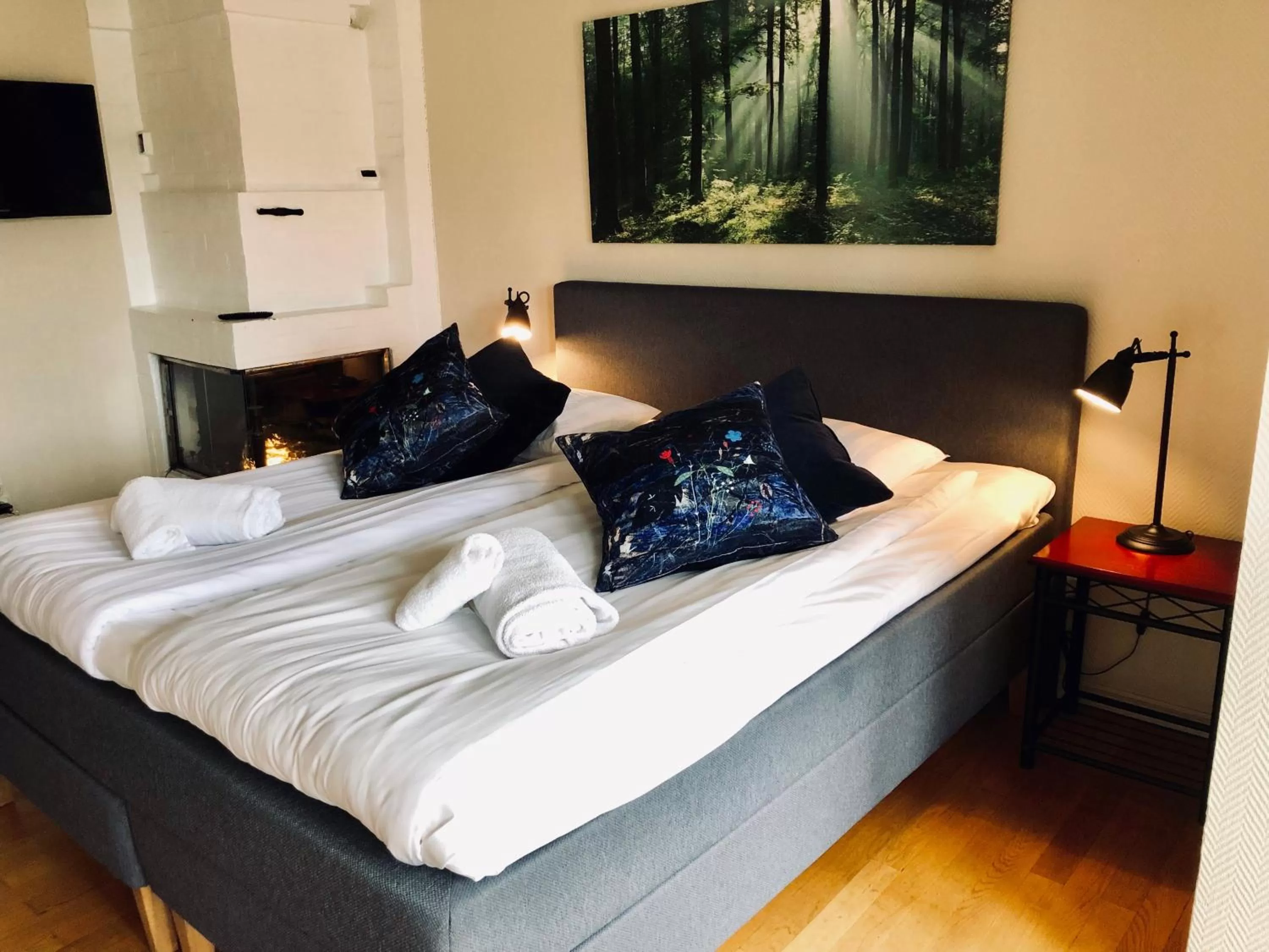 Bed in Treetop Spa Hangout & Hotel