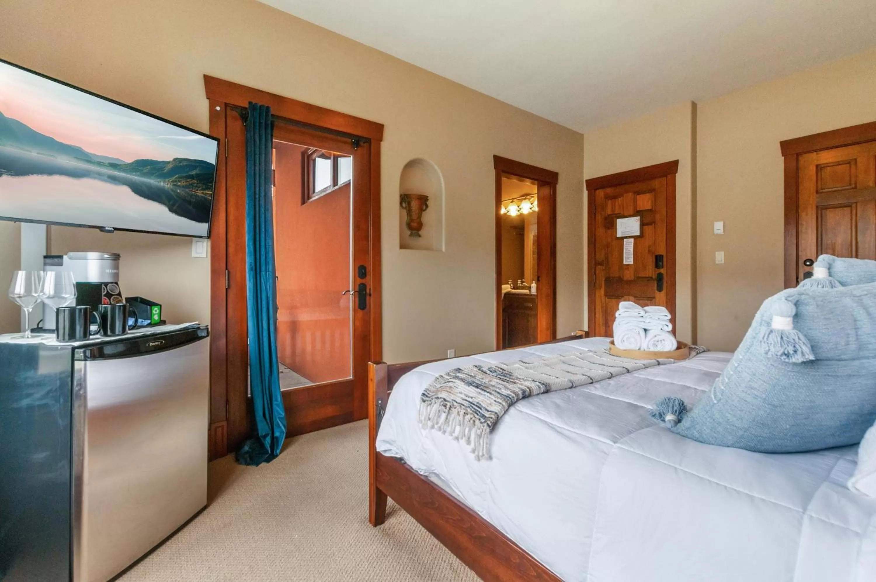 Bed in Casa Grande Inn & Suites