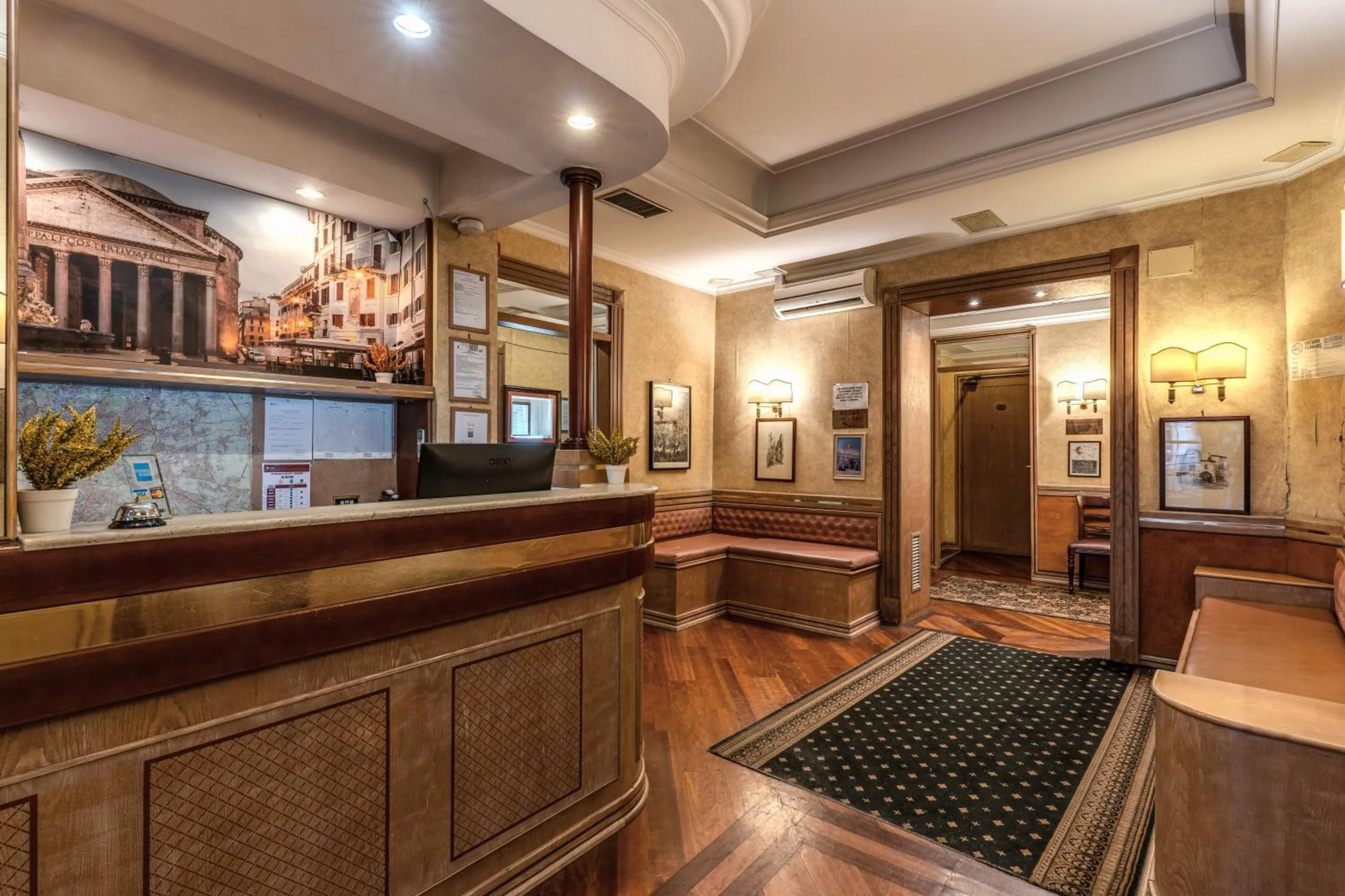 Lobby or reception in Hotel Pomezia