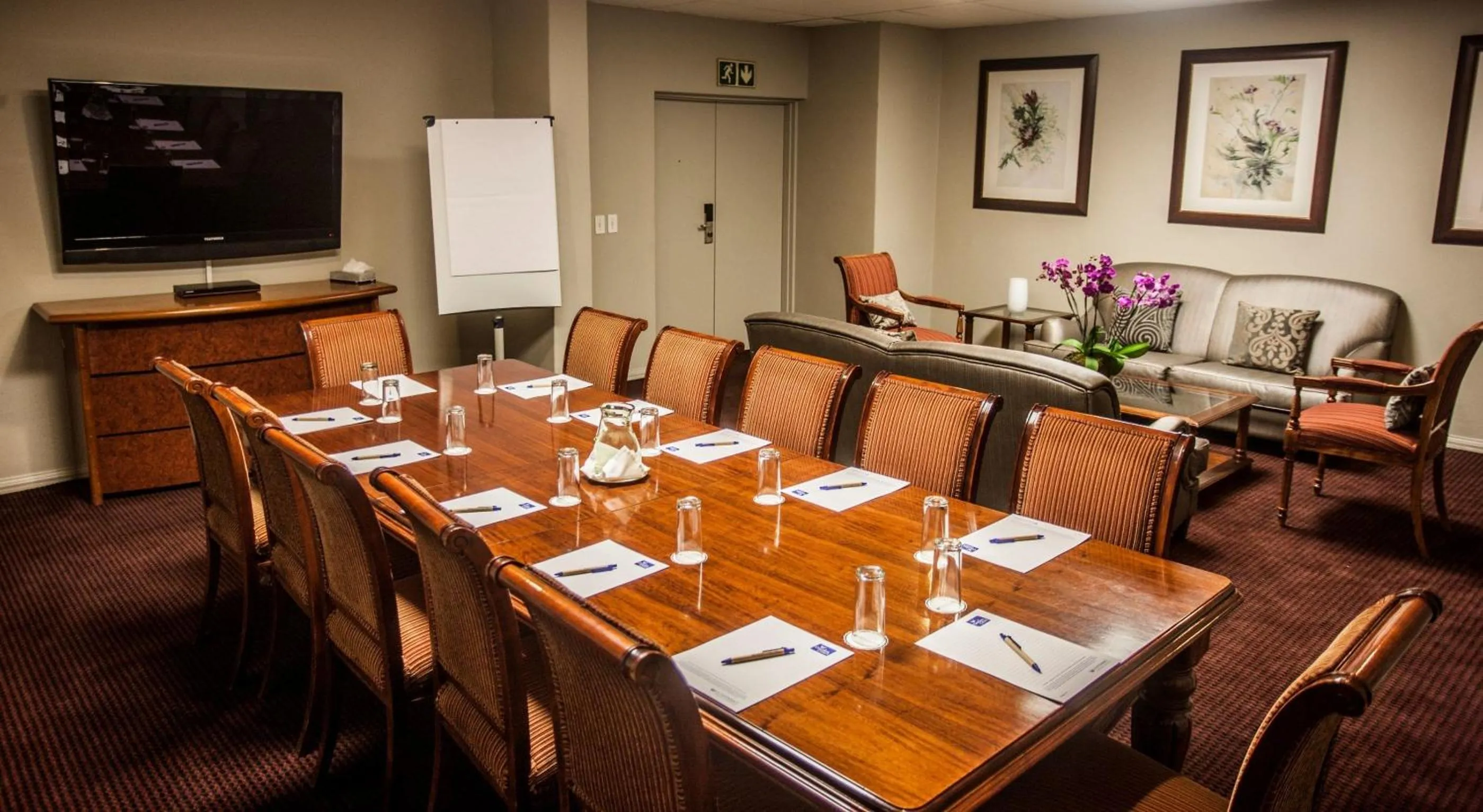 Business facilities in Garden Court Morningside Sandton