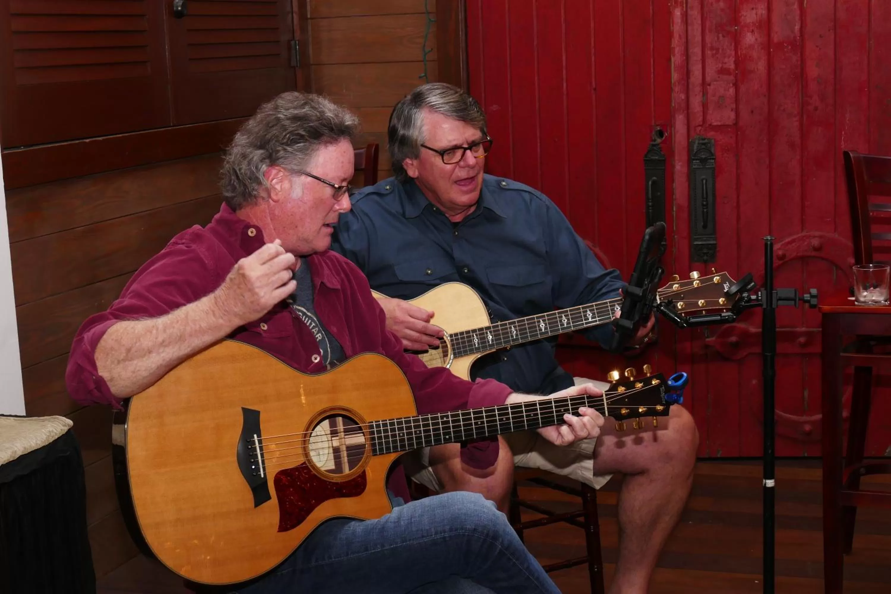 People in Beachview Inn and Spa