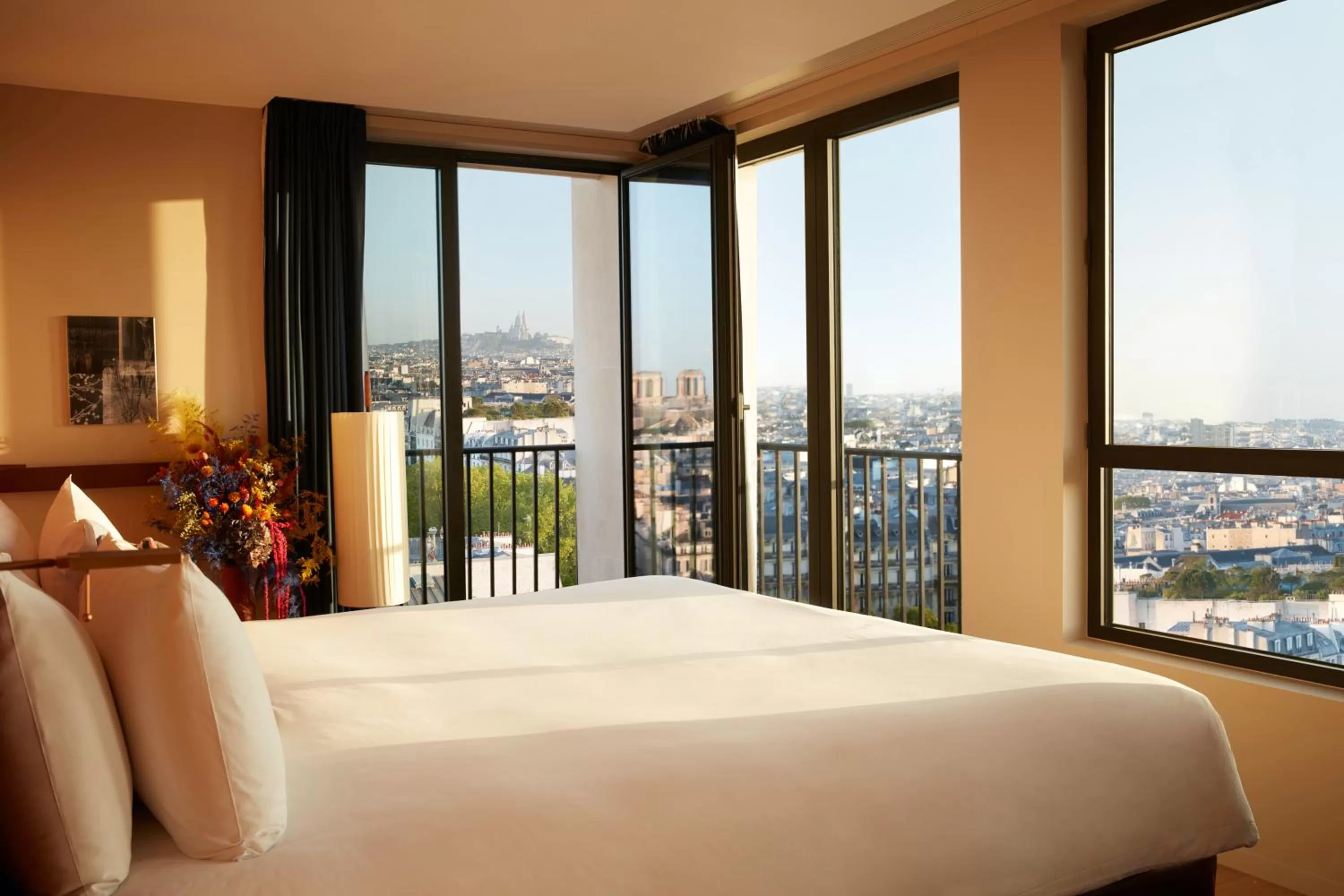 Bed in SO/ Paris Hotel