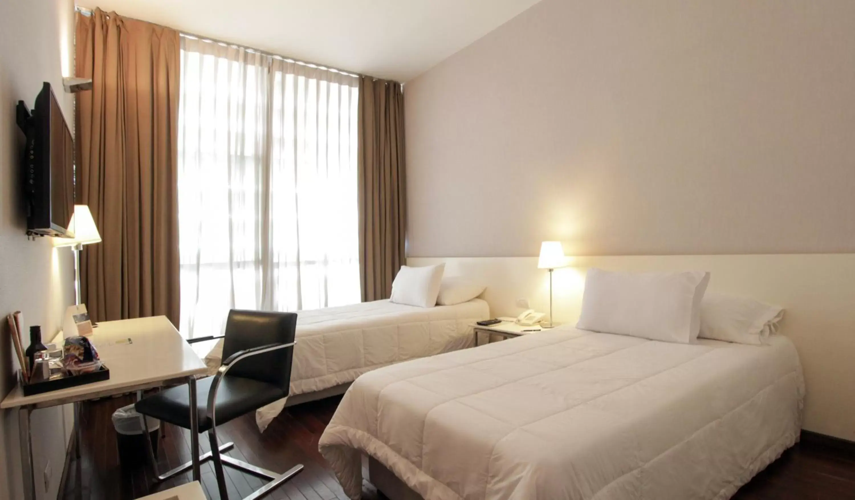 Standard Twin Room in Hotel Guarani Asuncion Standard Twin Room in Hotel Guarani Asuncion