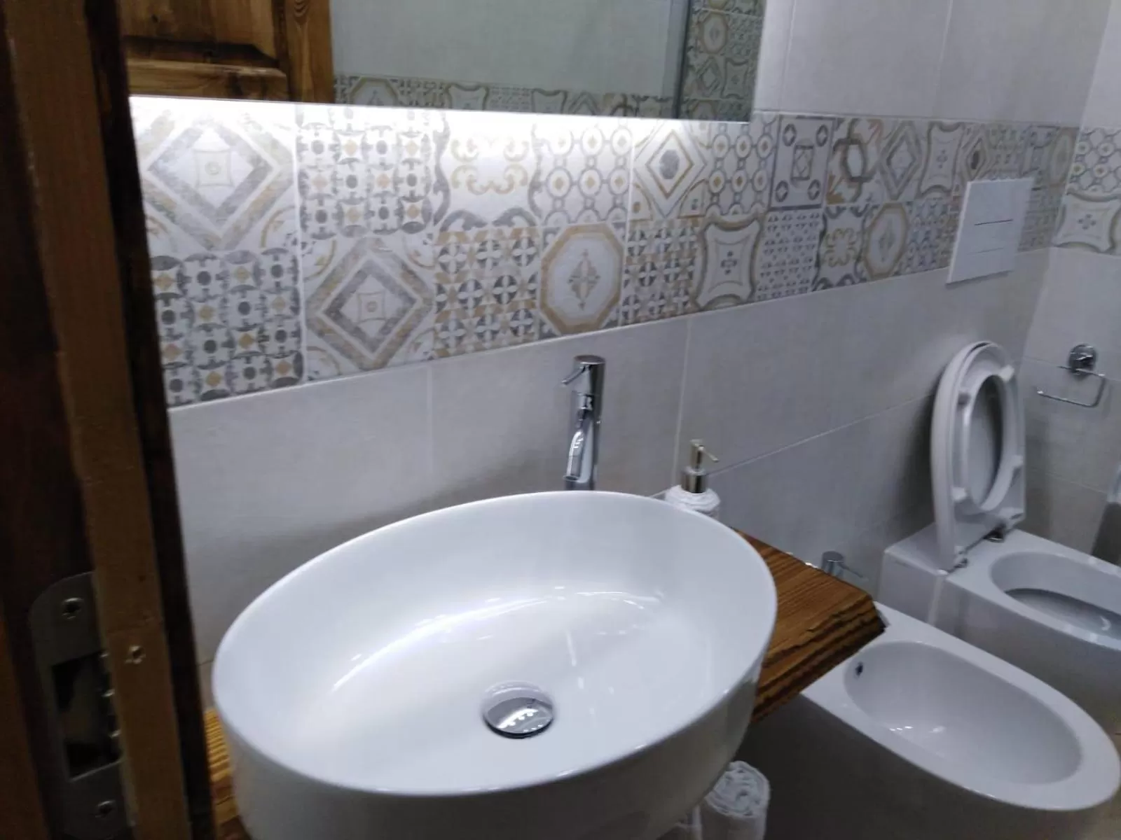 Bathroom in B&B LA PIETRA