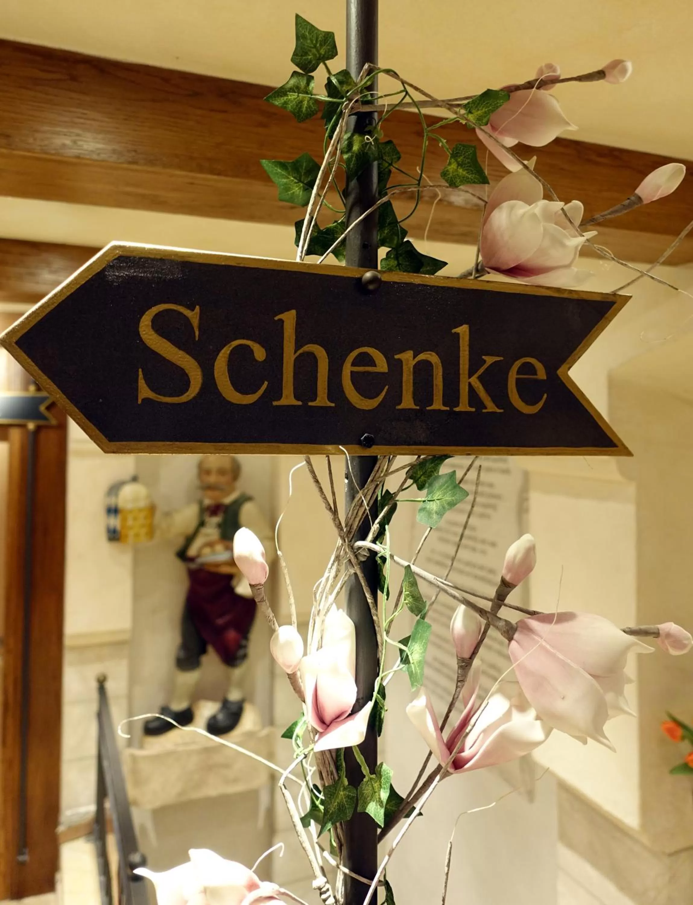 Restaurant/places to eat in Altstadthotel "Zum Hechten"