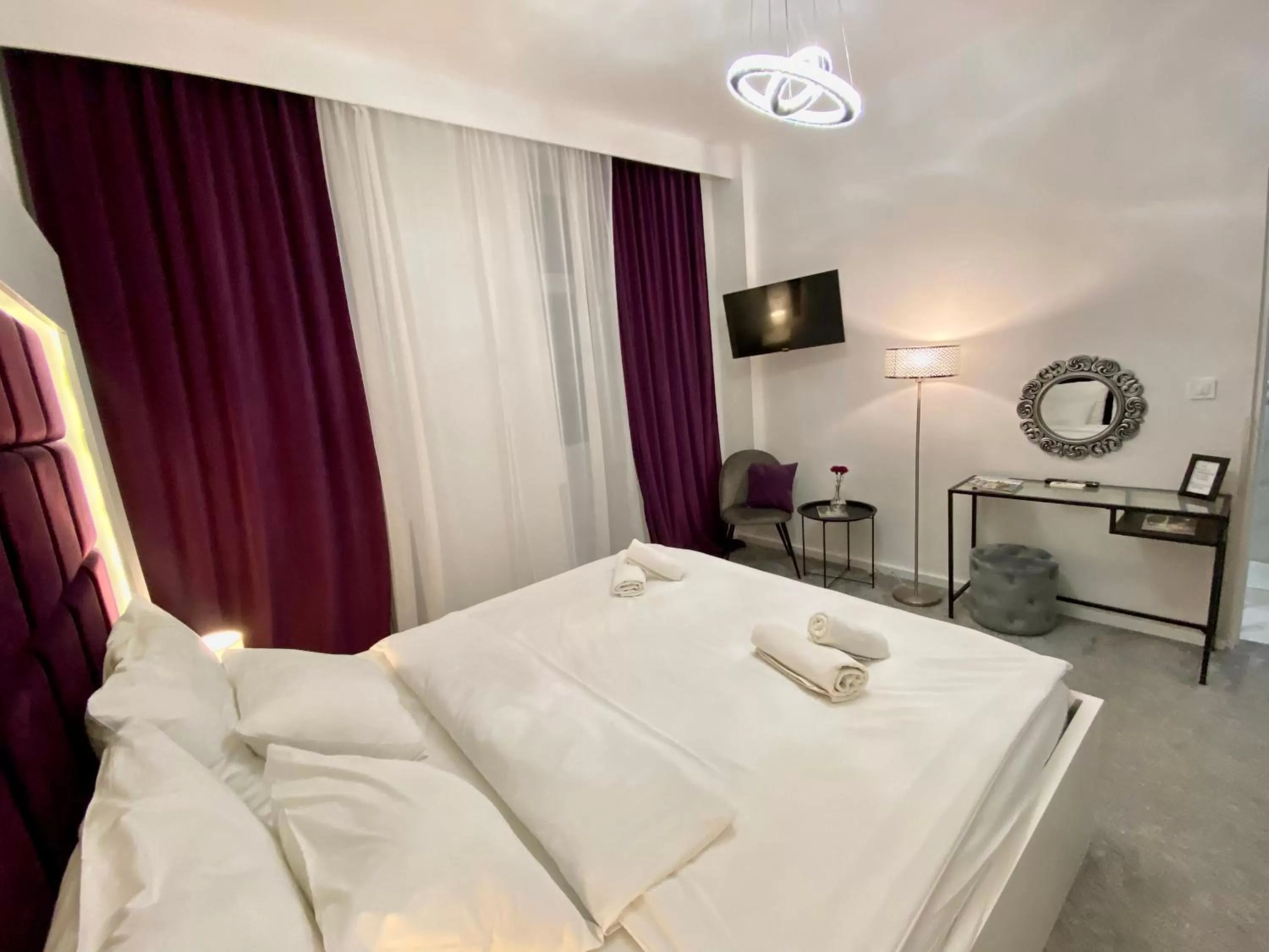 Bed in B&B Donji Grad