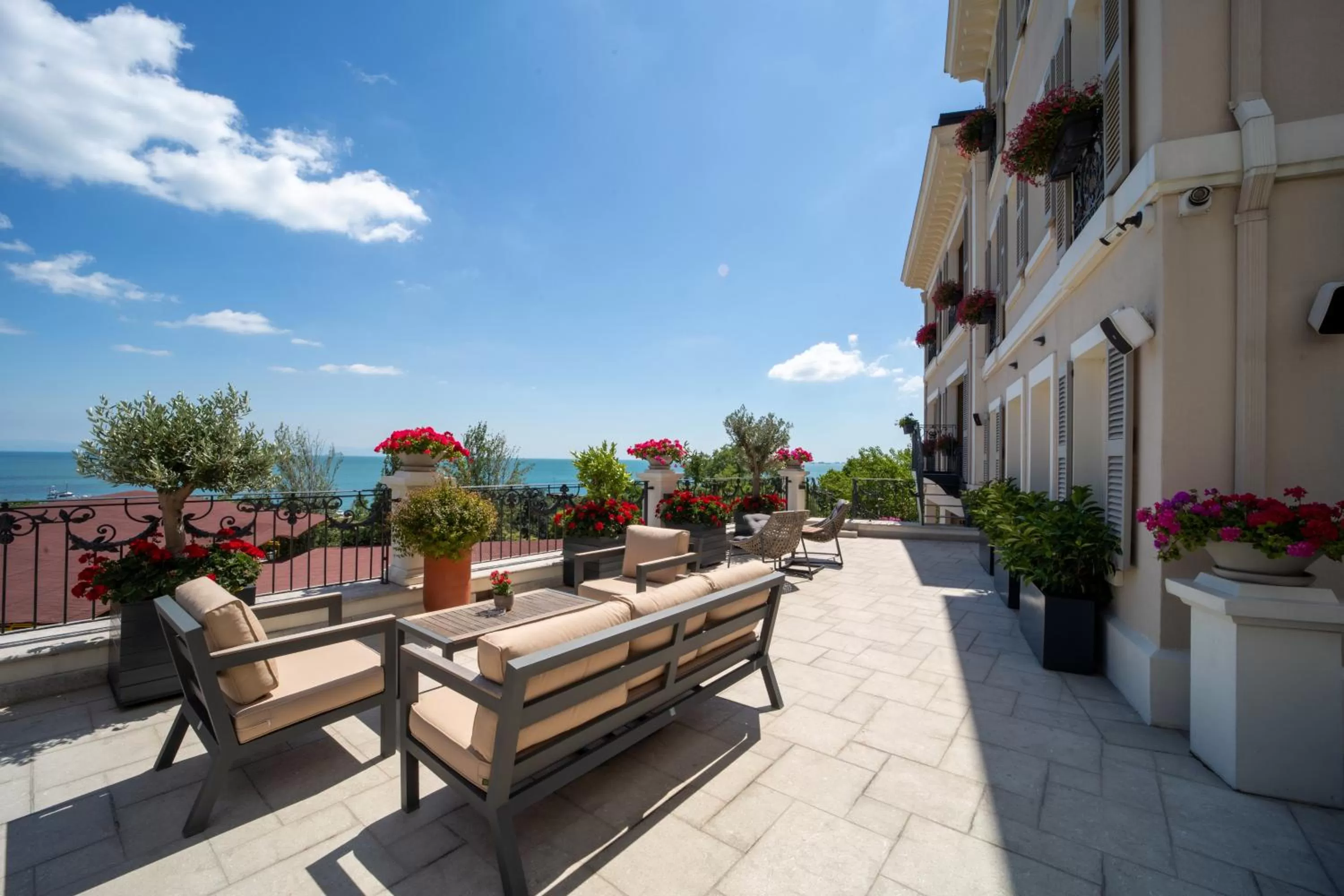 Balcony/Terrace in Mula Hotel