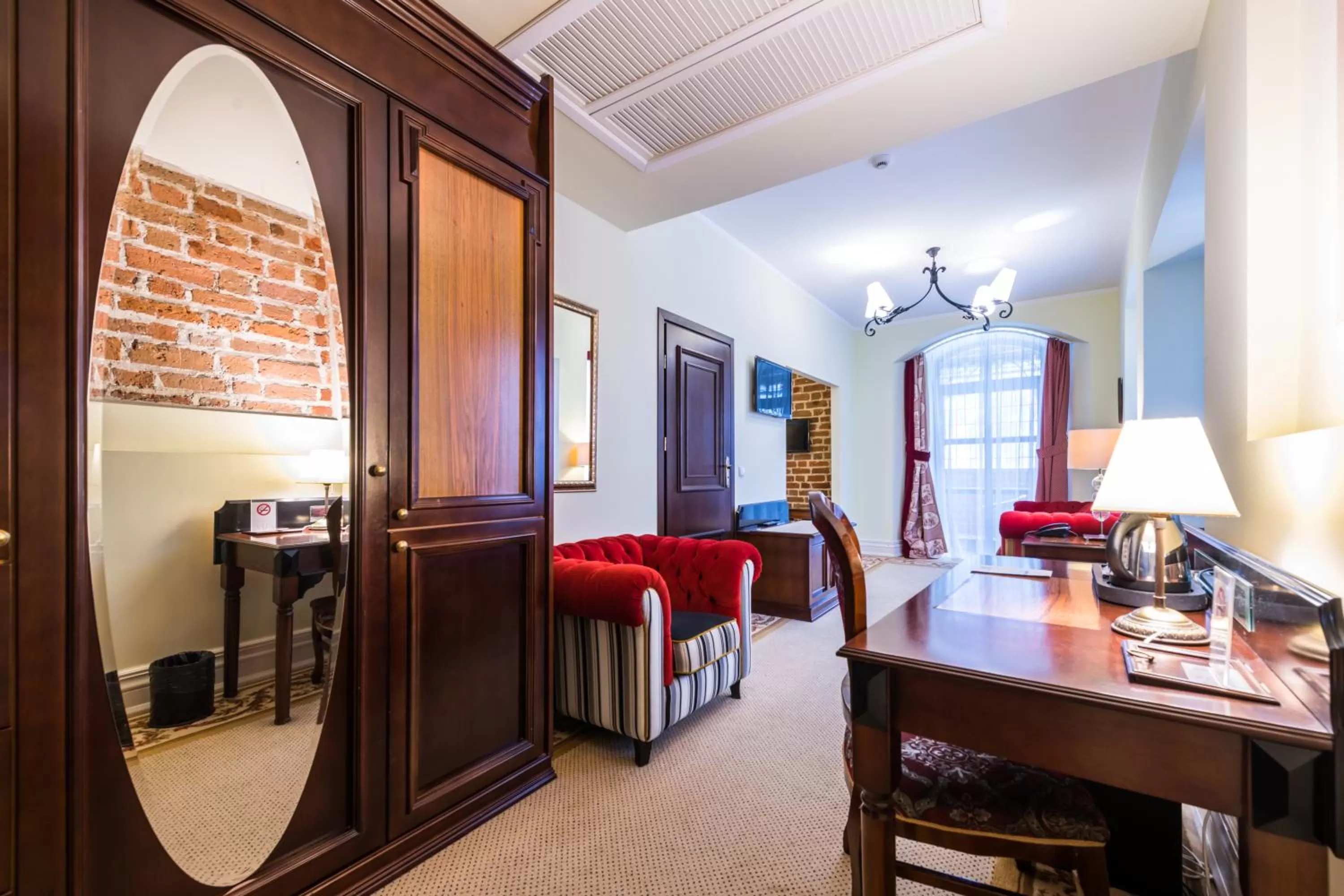 Photo of the whole room in Hotel St. Bruno