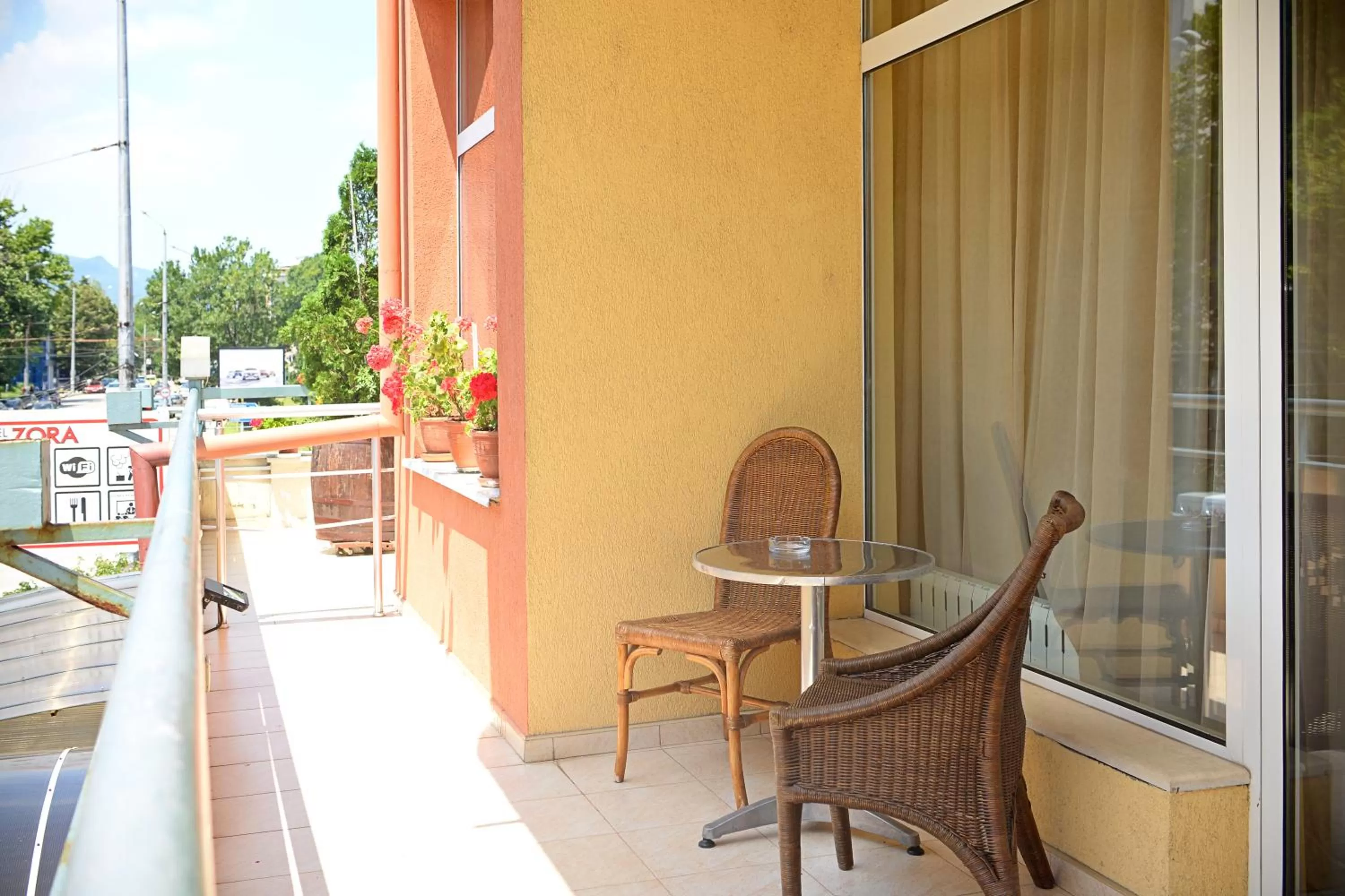 Balcony/Terrace in Family Art-Hotel Zora