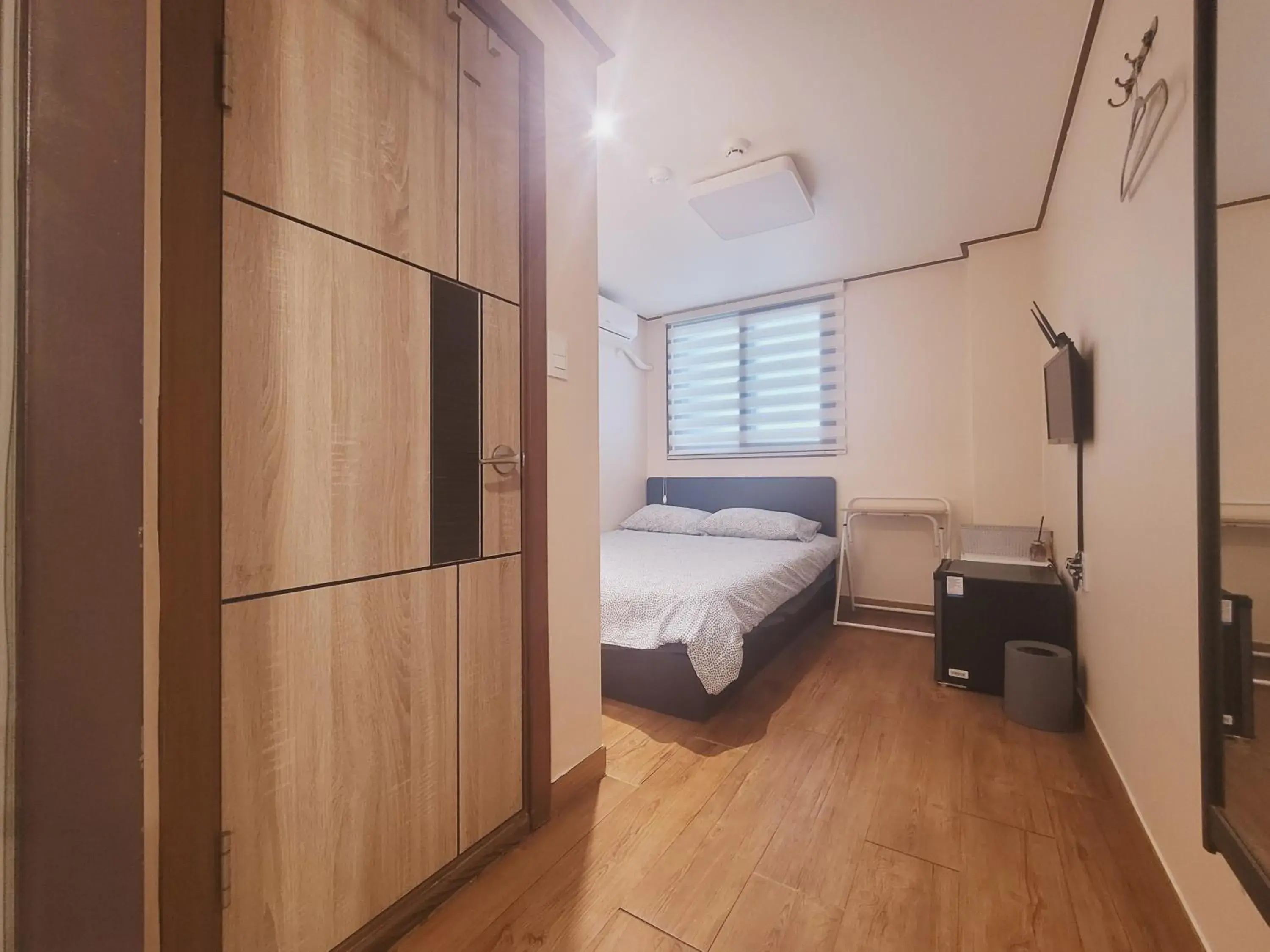 Double Room with Private Bathroom in Olive Hostel MyeongDong Double Room with Private Bathroom in Olive Hostel MyeongDong