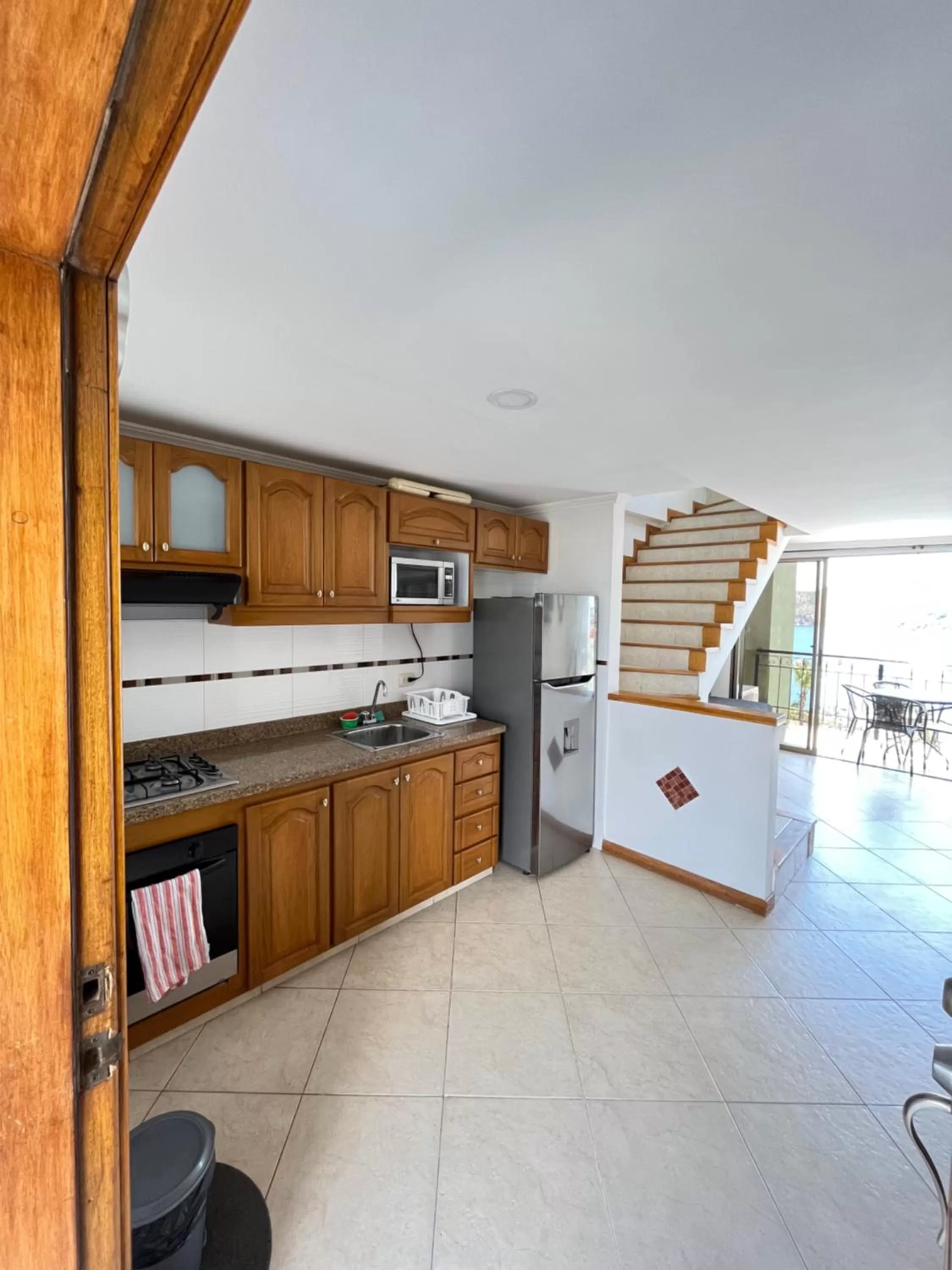 Kitchen/Kitchenette in Edificio El Peñon del Rodadero Apartamento Playa Rodadero