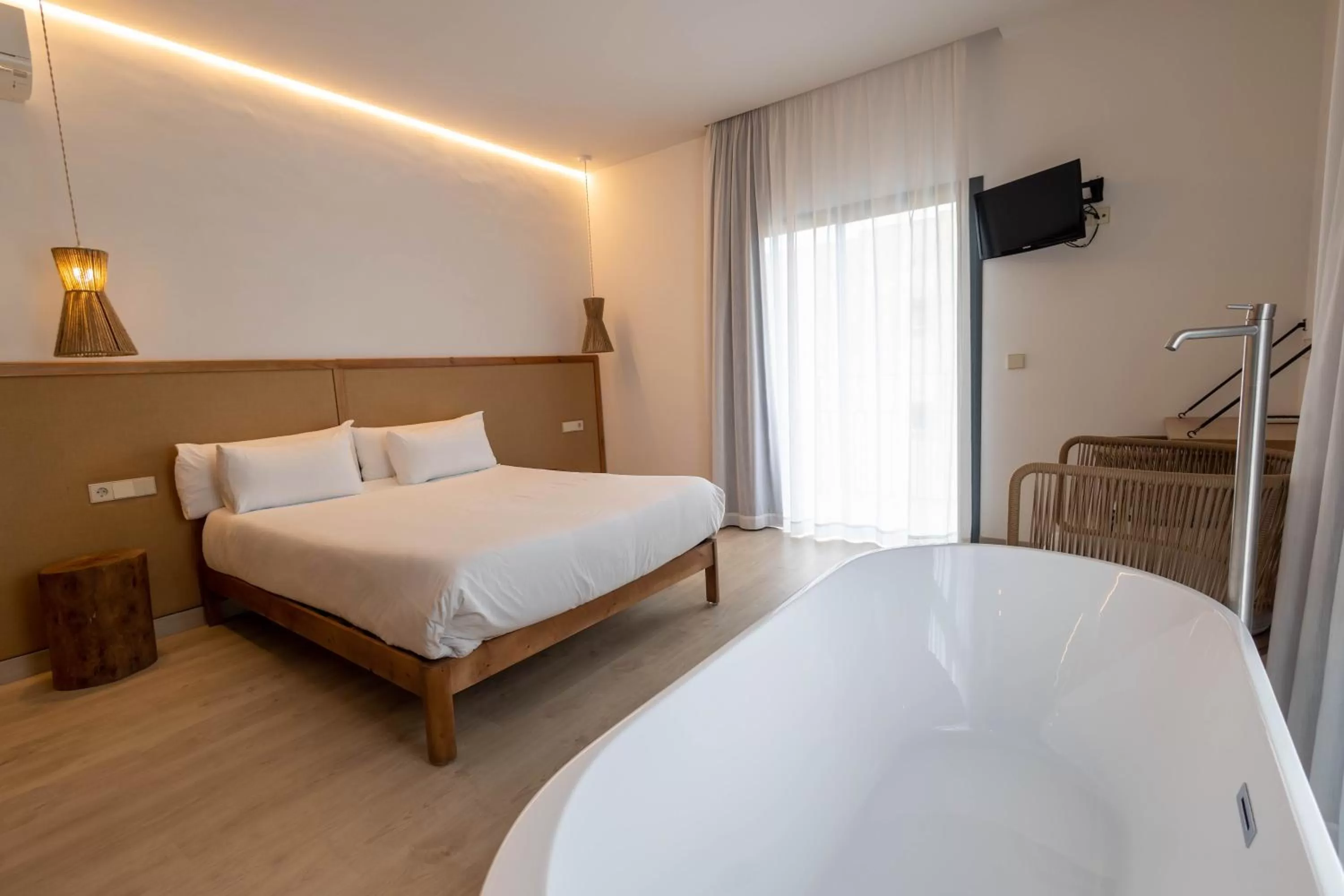 TV and multimedia, Bed in Play Hotel Ibiza - Adults Only