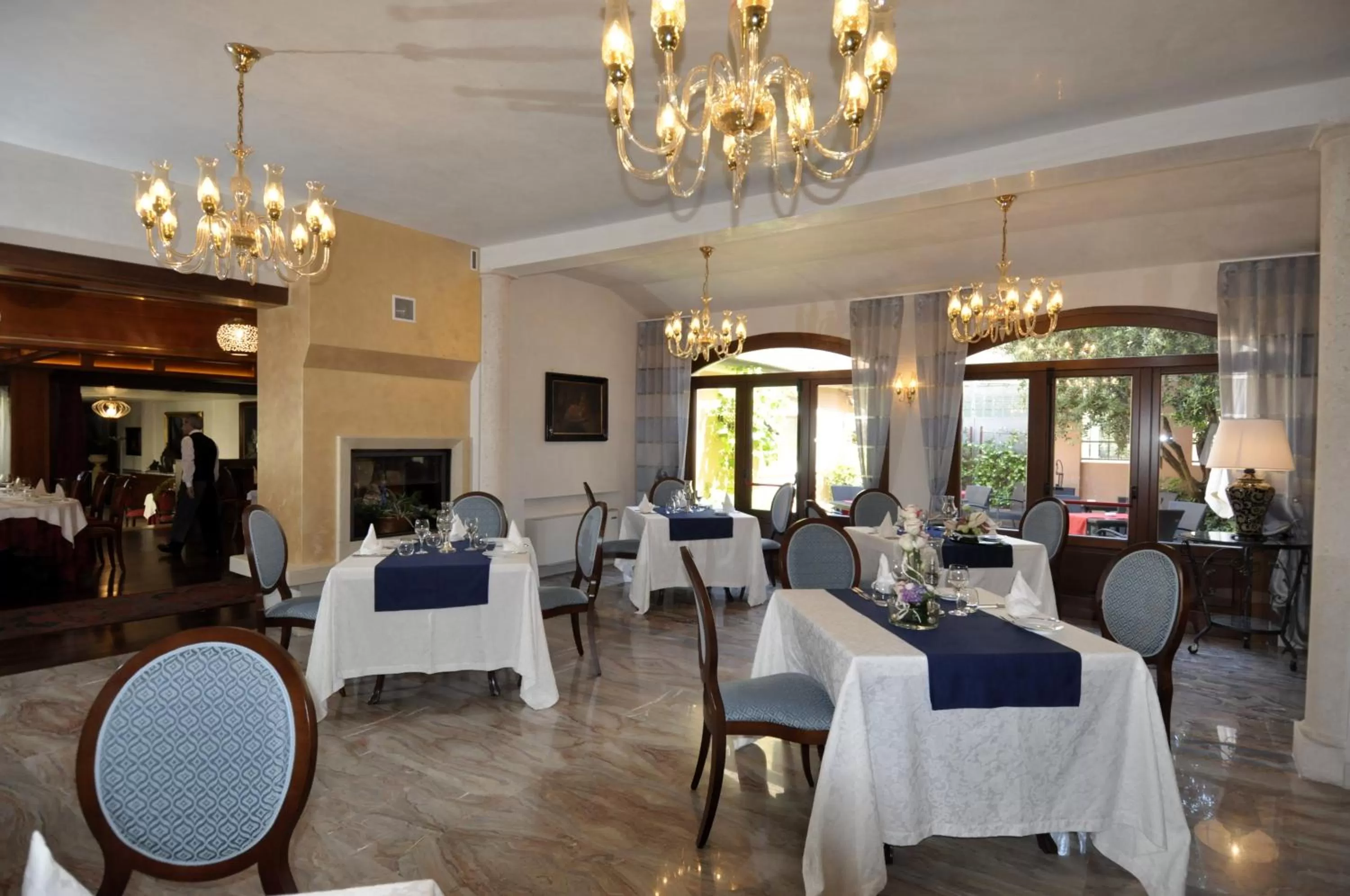 Restaurant/Places to Eat in Hotel Aldo Moro