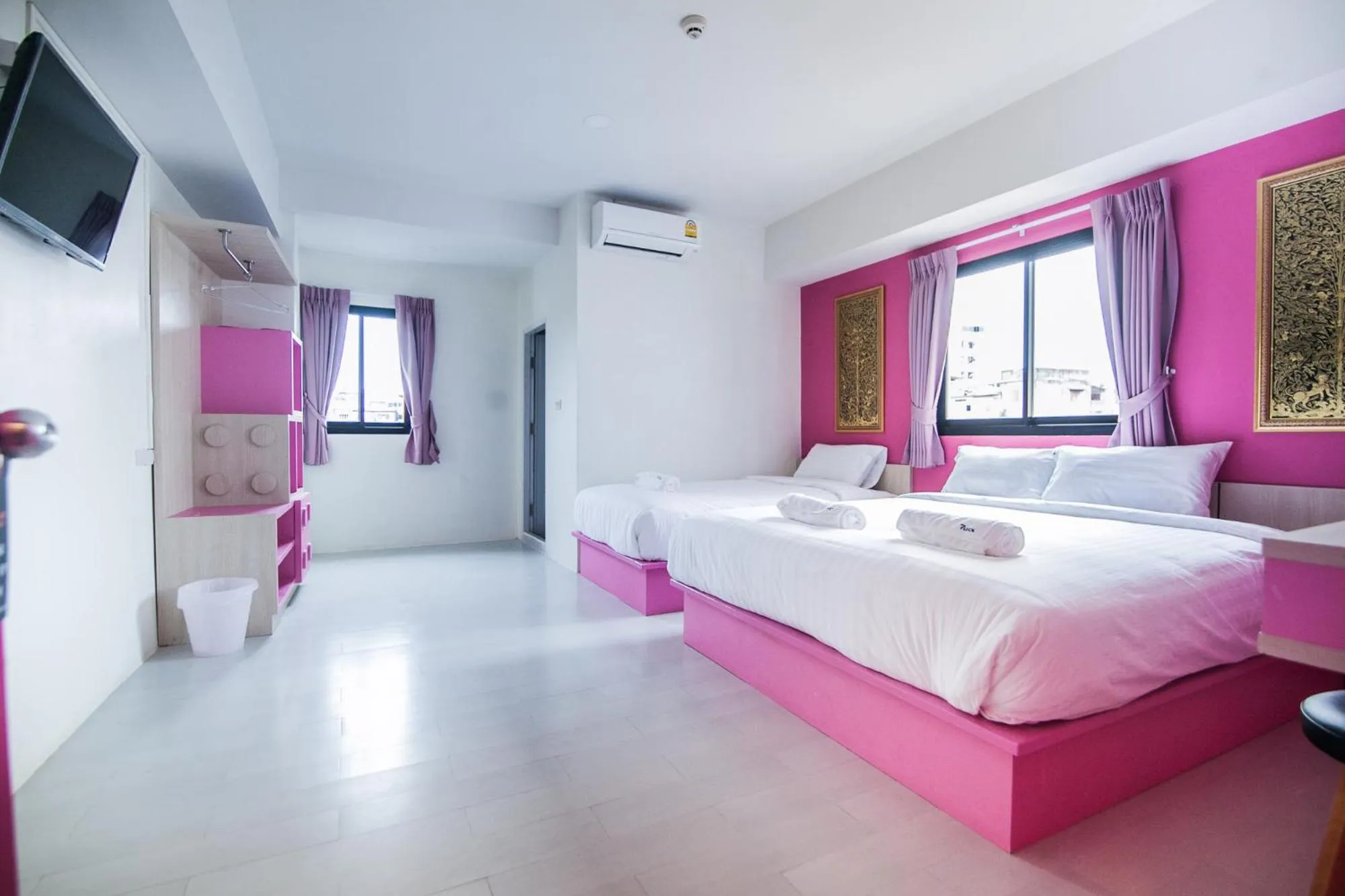 Bed in The Seven Luck