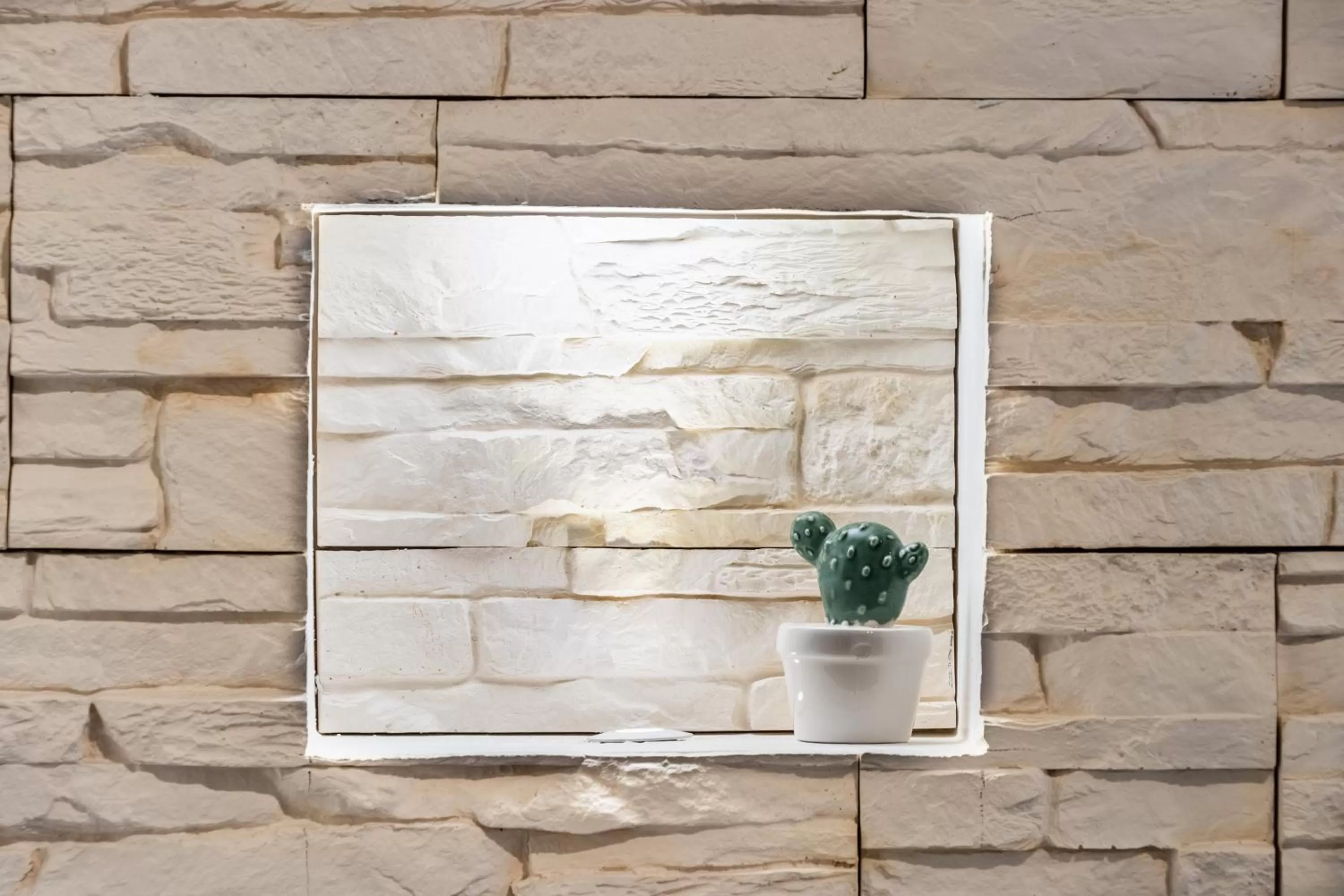 Decorative detail in Pantanello Rooms Avola