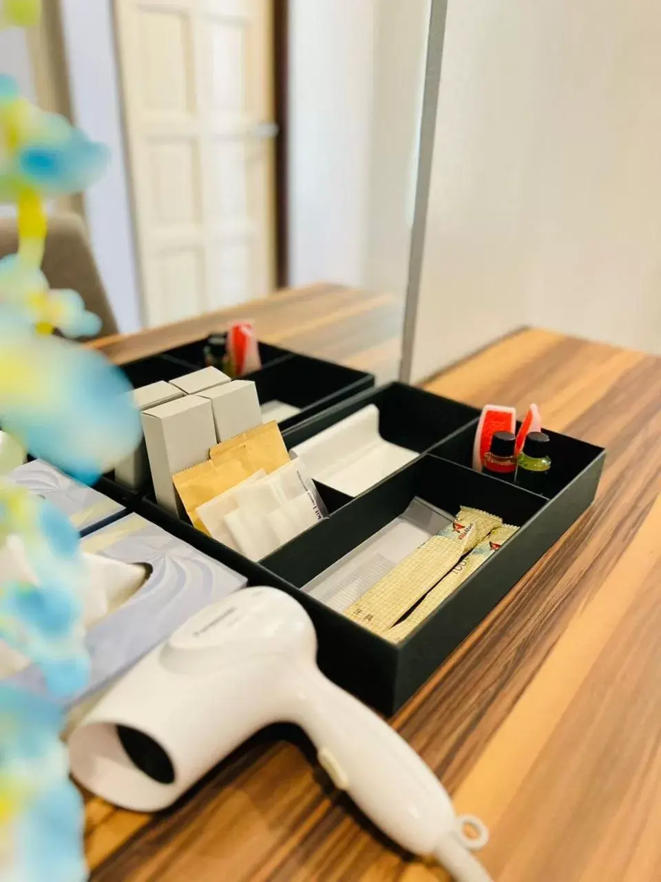 Deluxe King Room in Villa Abadi Resort Deluxe King Room in Villa Abadi Resort