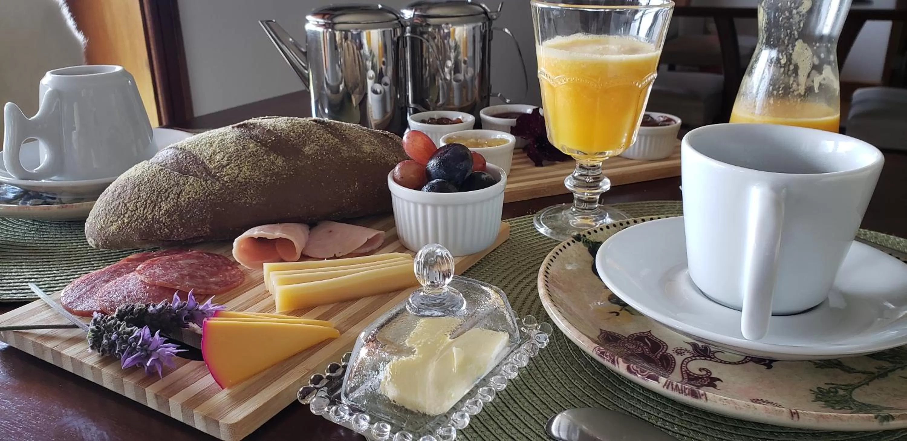 Breakfast in Pousada das Lavandas