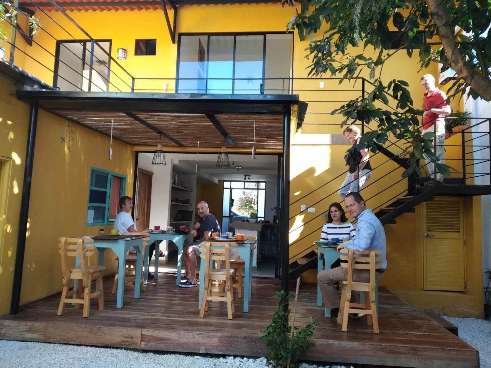 Patio in Hotel La Caracola