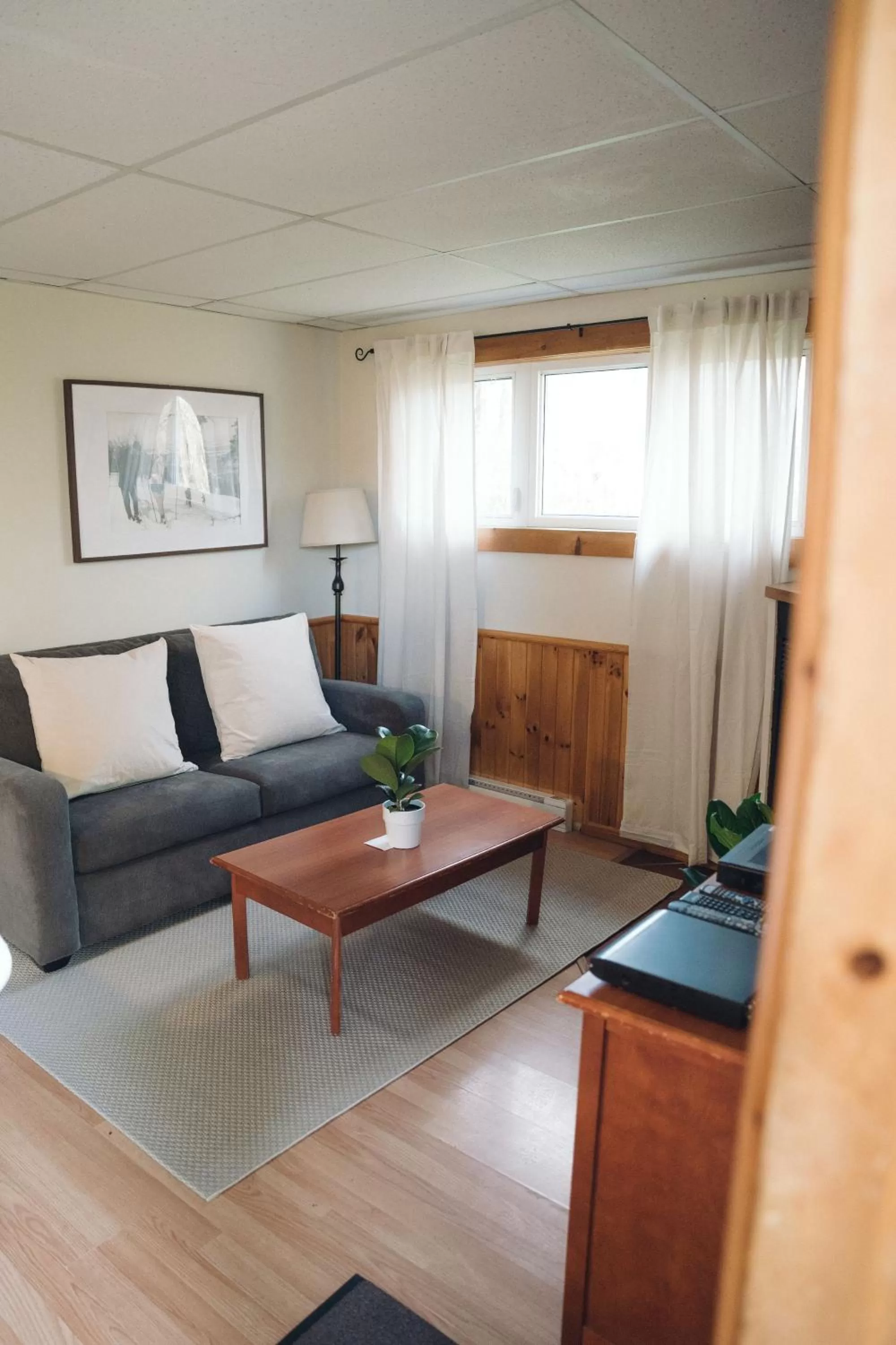 Seating Area in Le Montagnard, Auberge Hôtel & Chalets