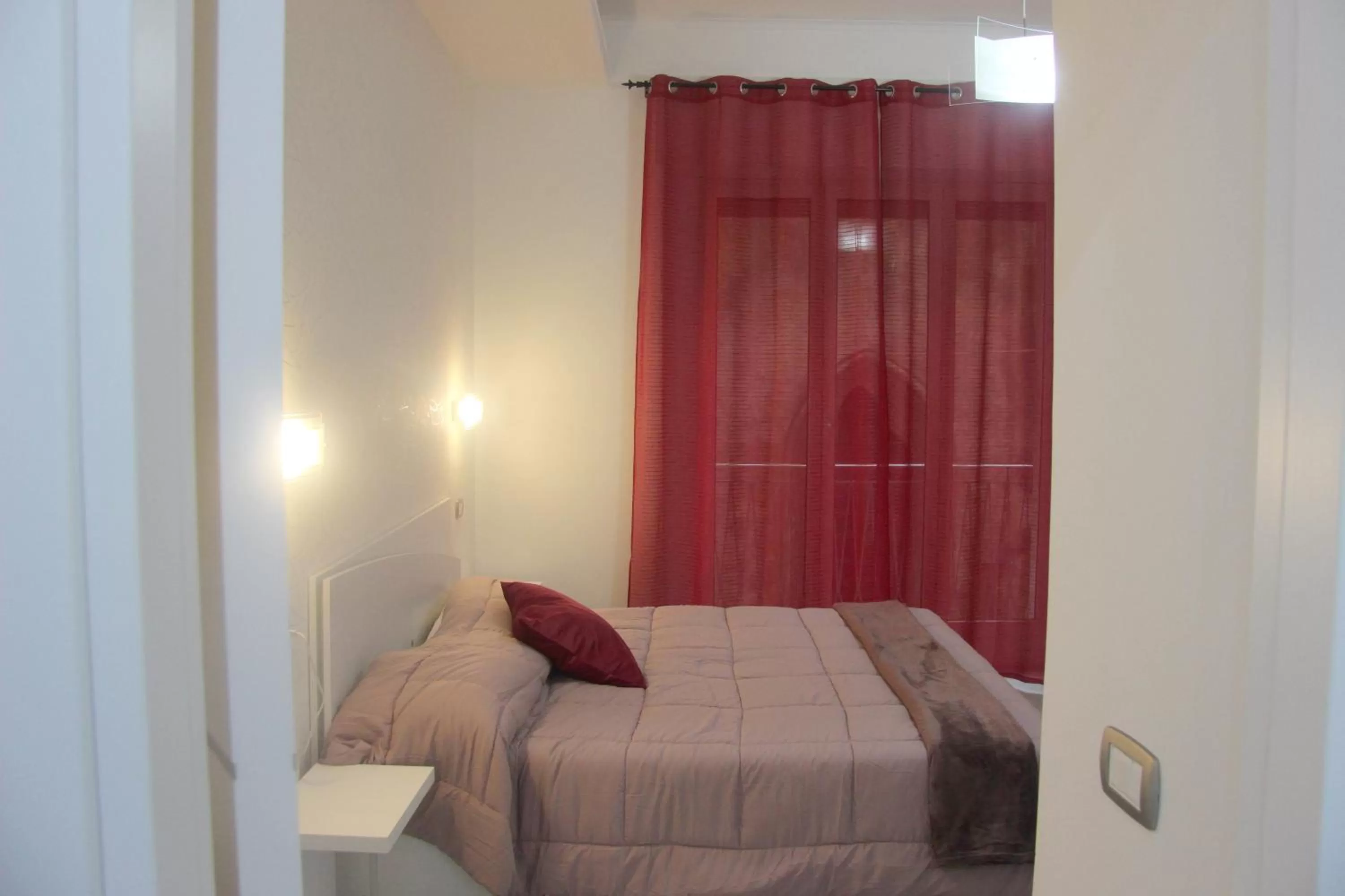 Photo of the whole room in Stella Diana