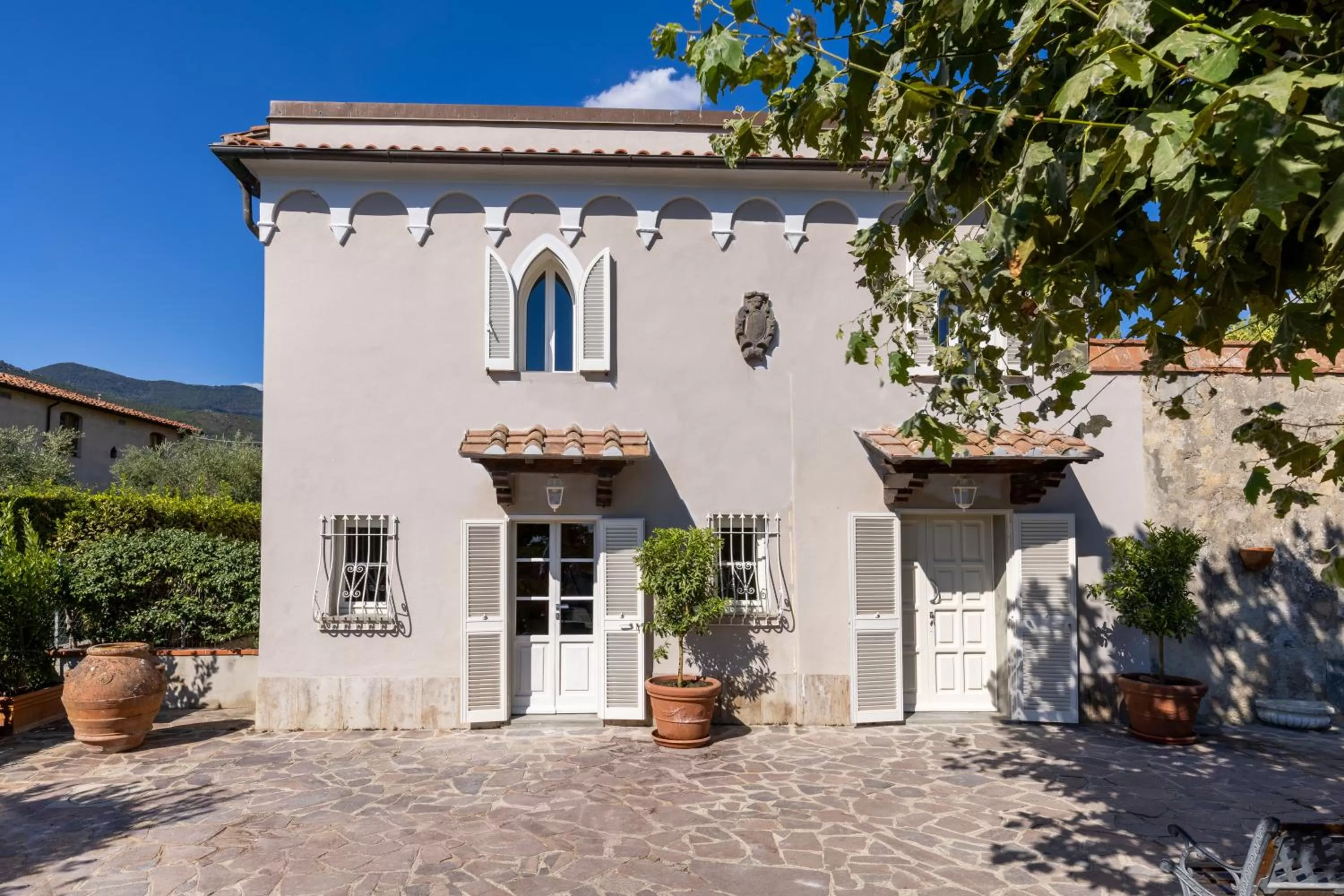 Property Building in Ninfeo dell' Arancera