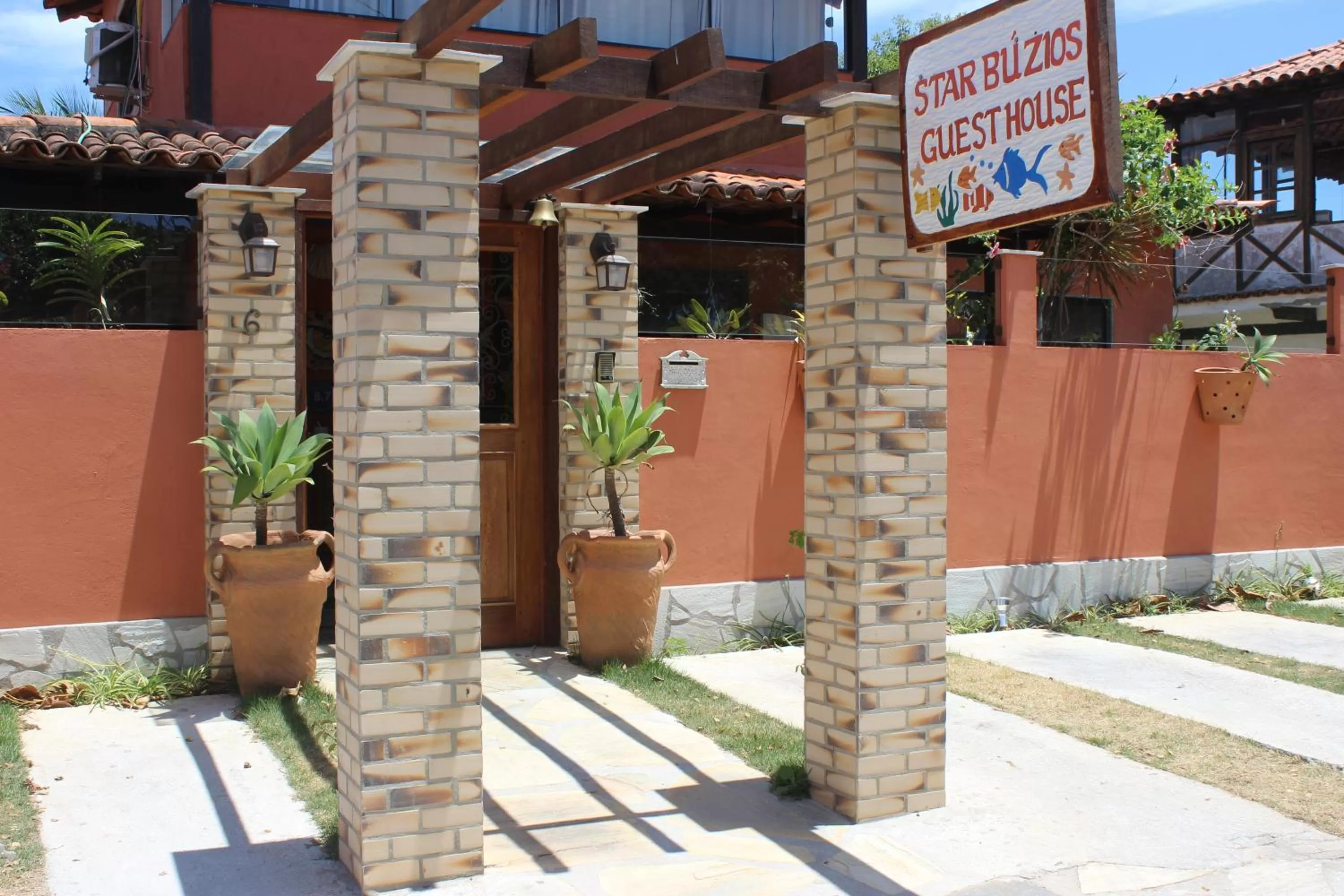 Facade/entrance in Star Búzios Pousada